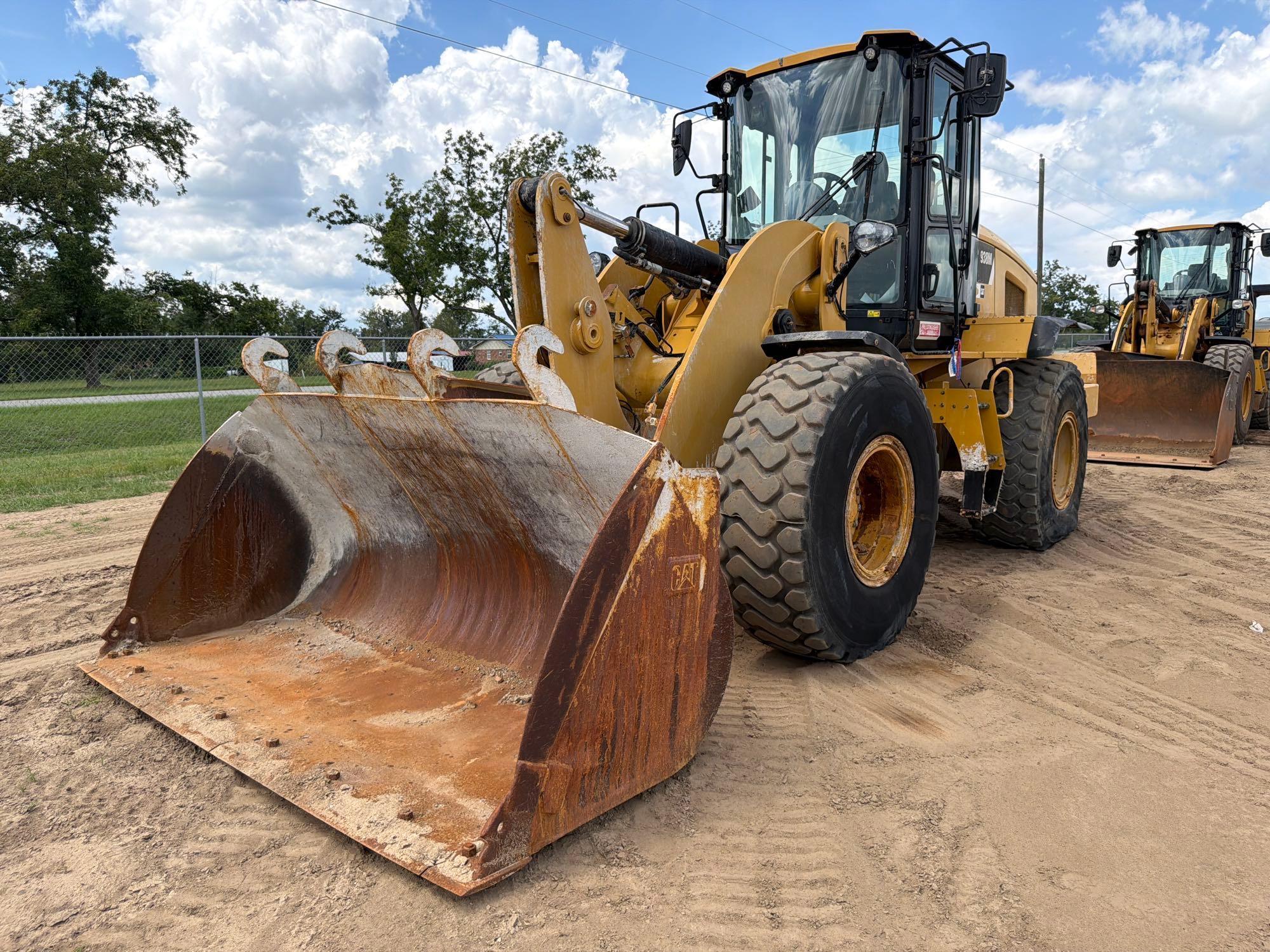 2019 Caterpillar 938M