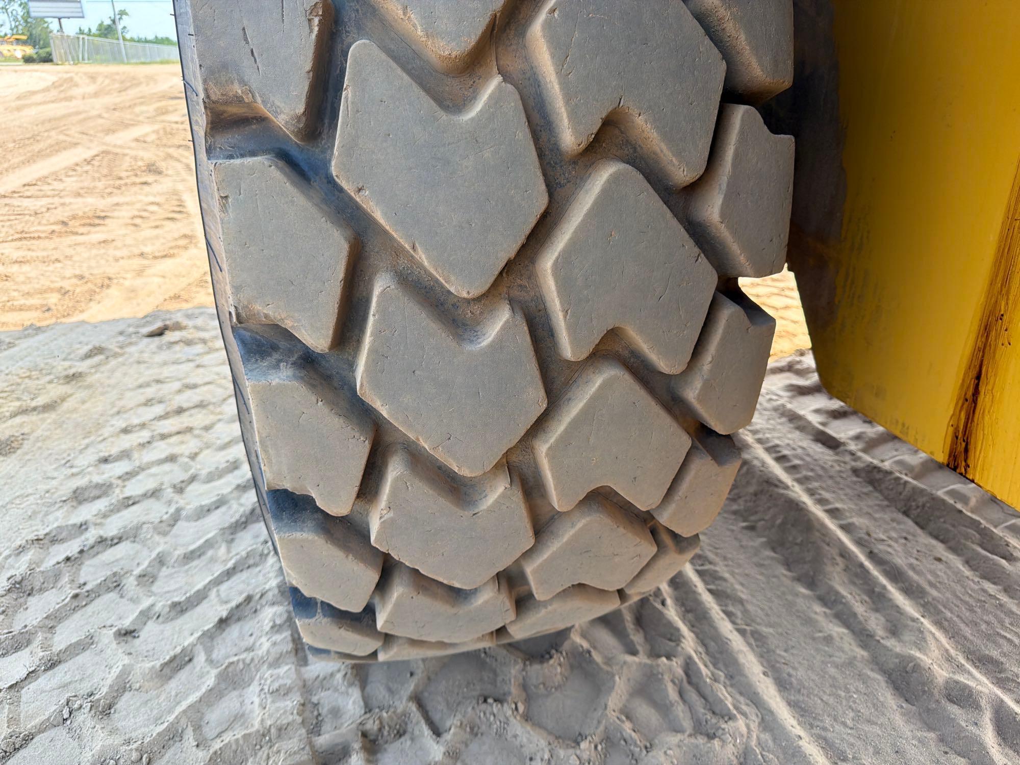 2015 Caterpillar 938M