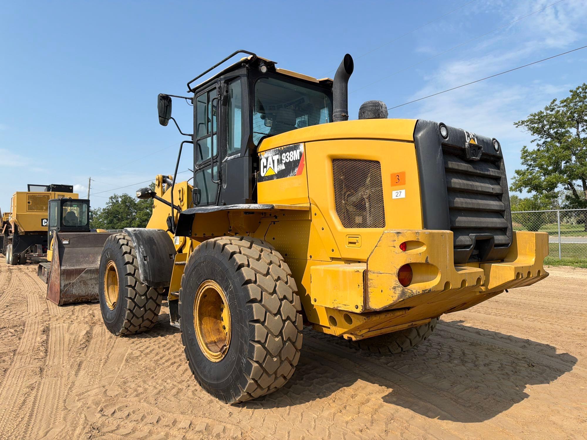 2015 Caterpillar 938M
