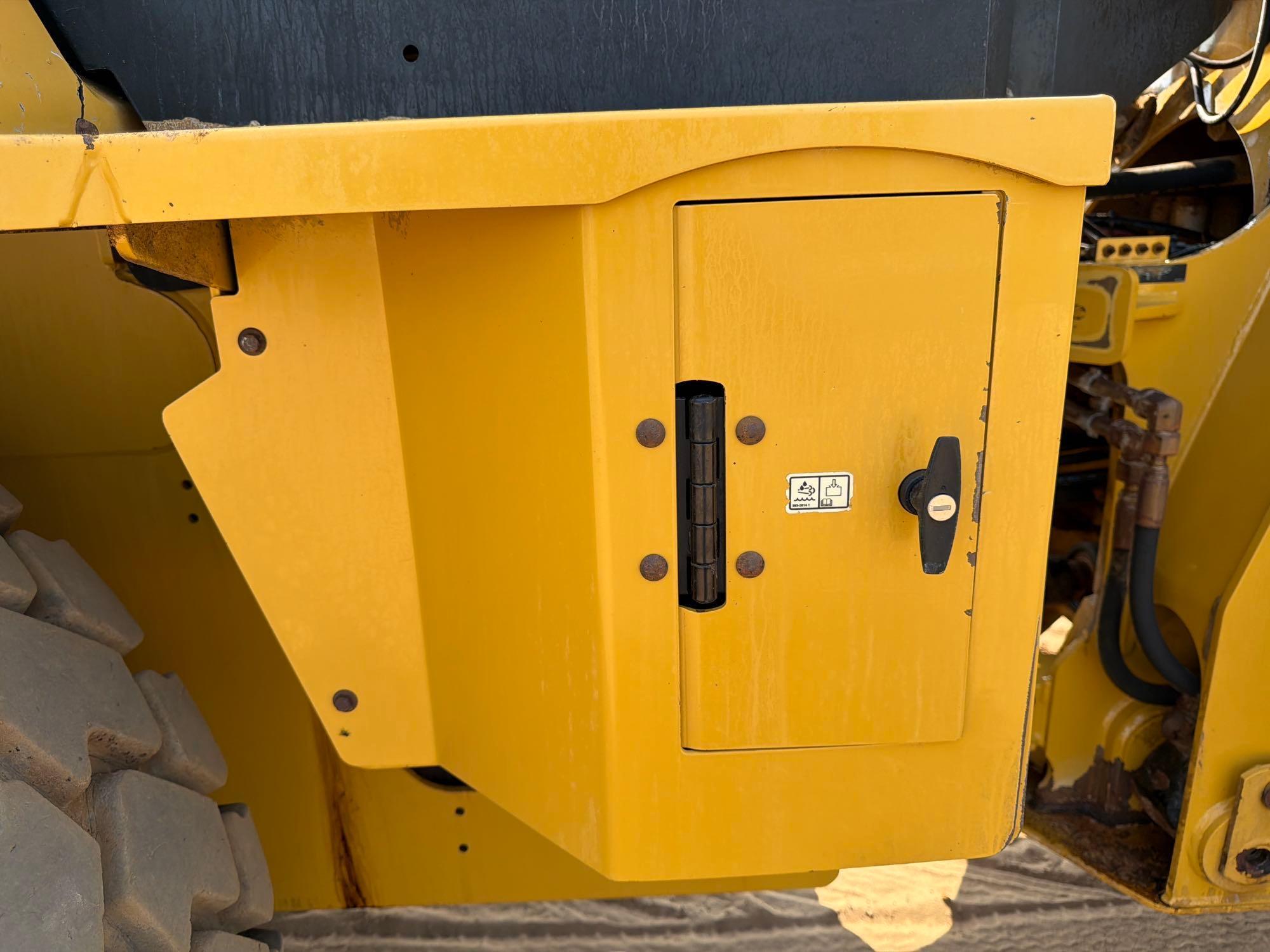 2015 Caterpillar 938M
