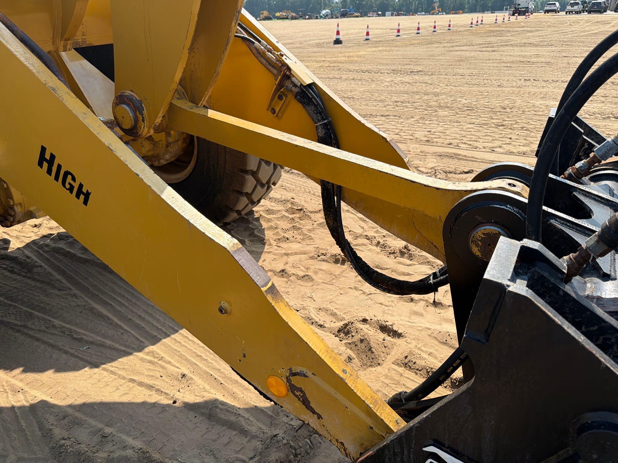 2015 Caterpillar 938M