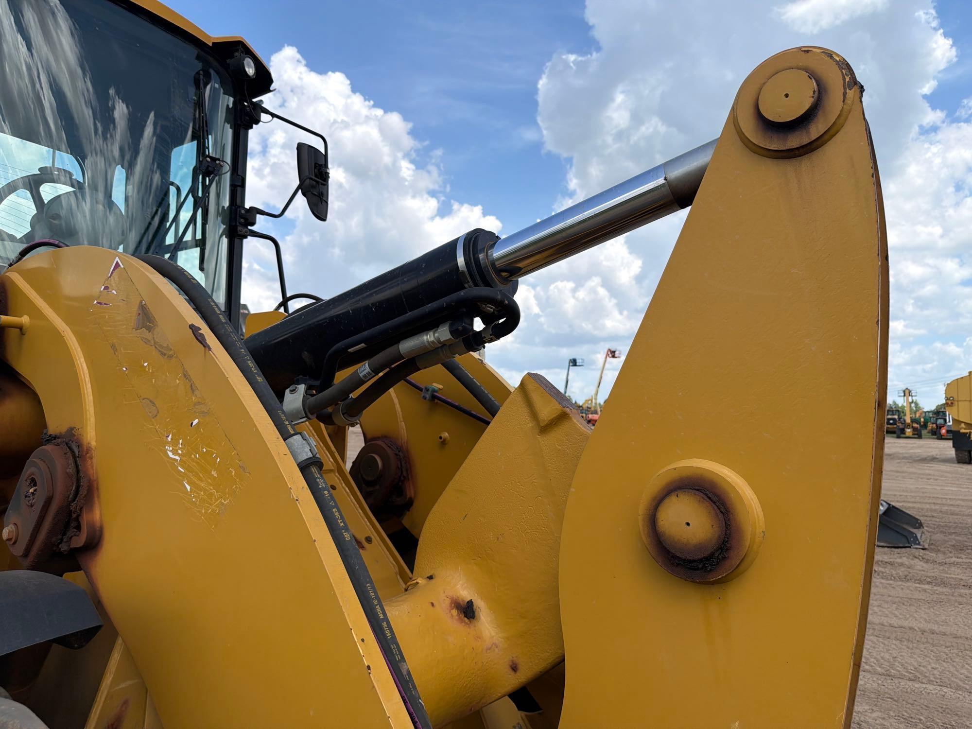 2019 Caterpillar 930M