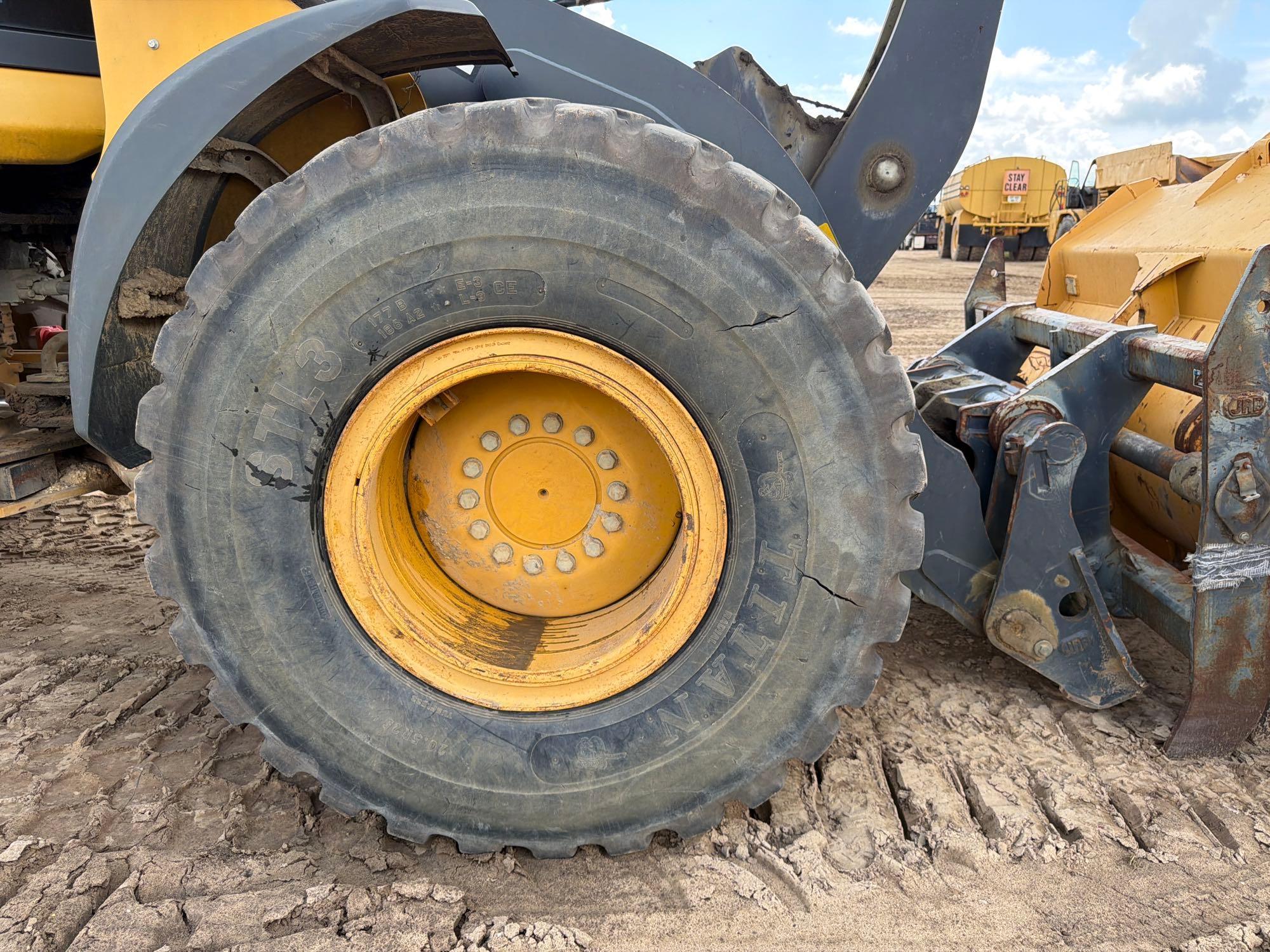 2019 John Deere 544VS-M