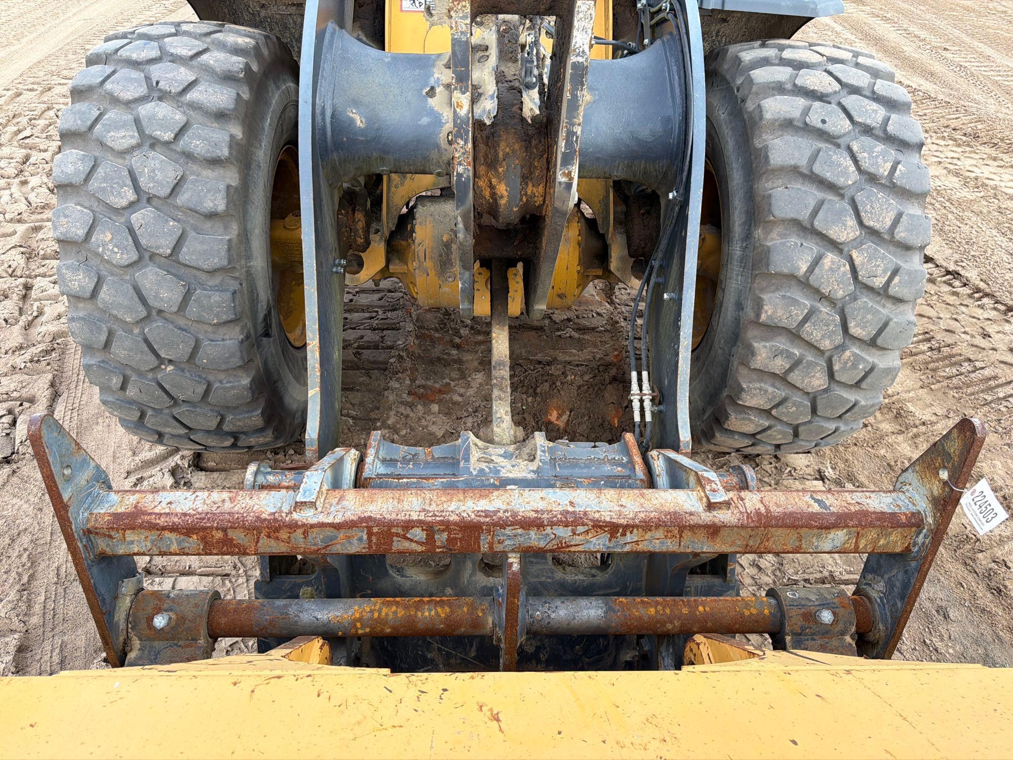 2019 John Deere 544VS-M