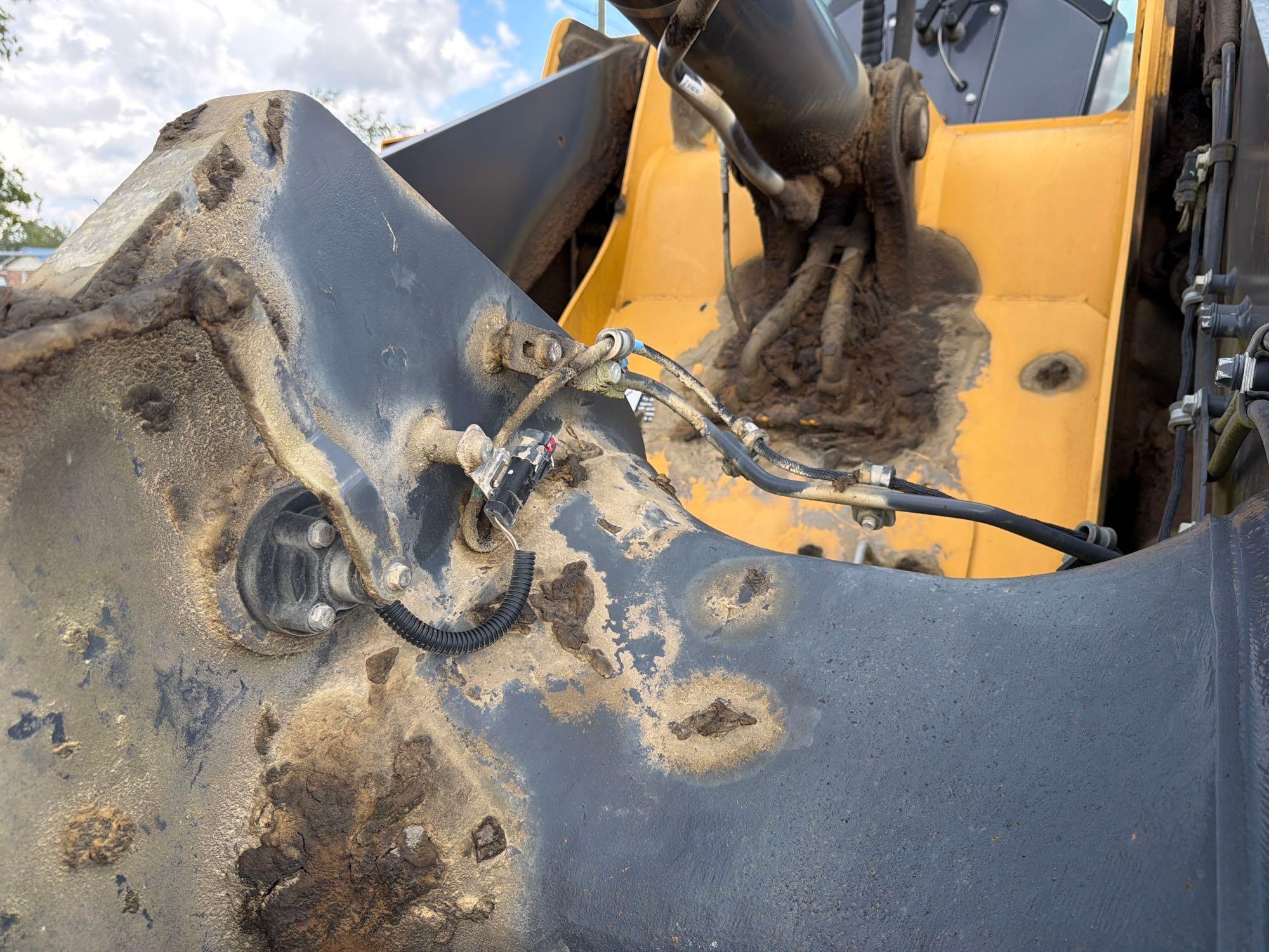 2019 John Deere 544VS-M