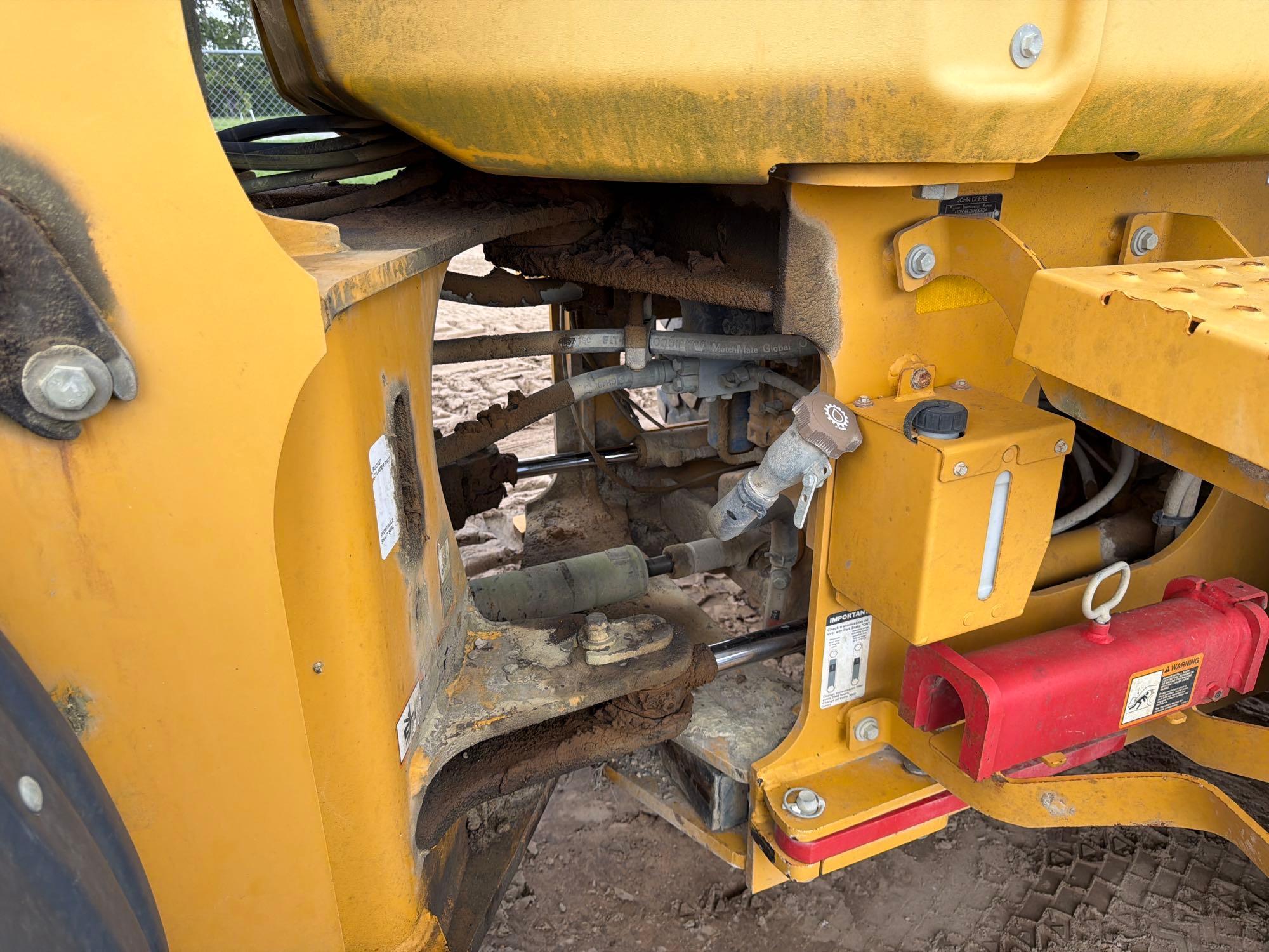 2019 John Deere 544VS-M