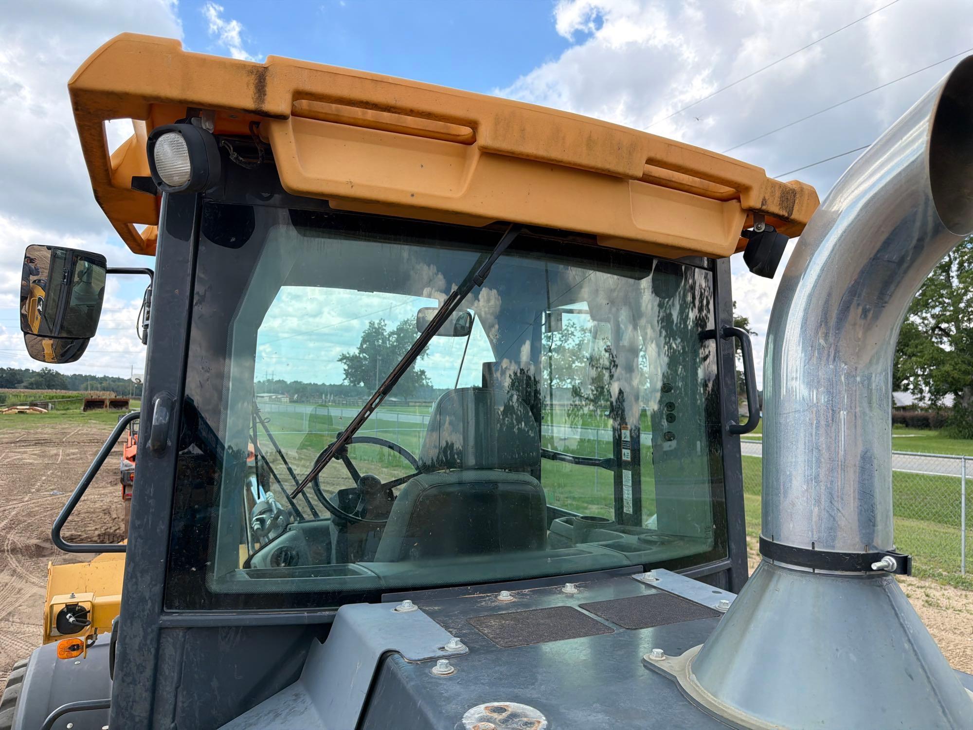 2019 John Deere 544VS-M
