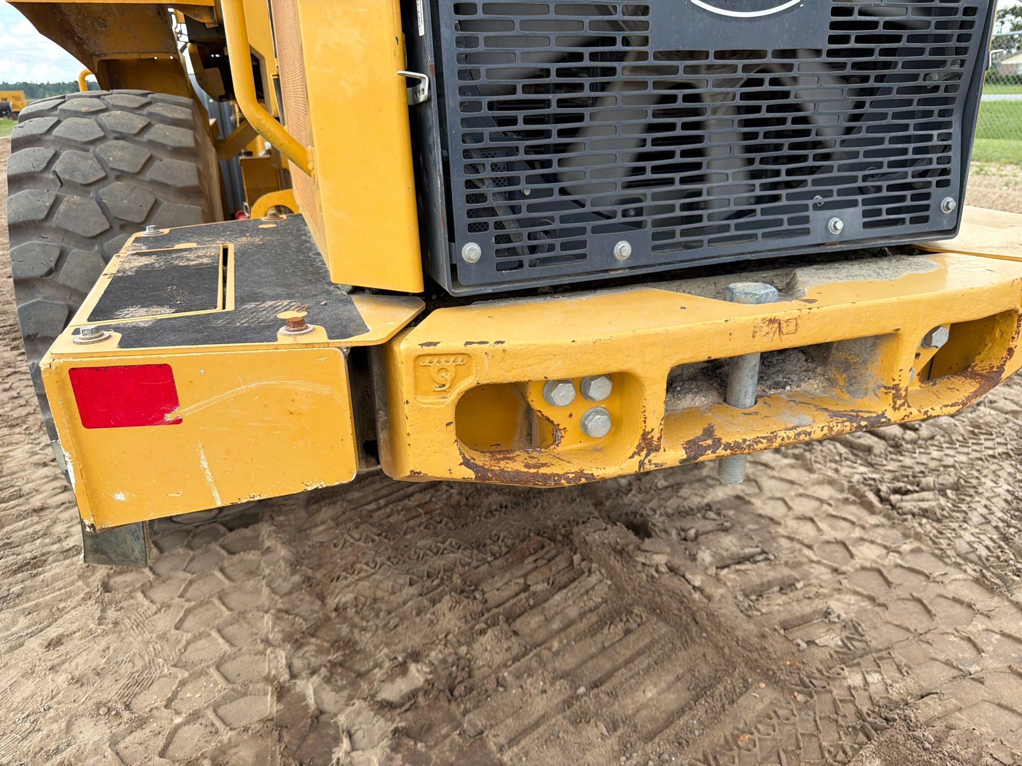 2019 John Deere 544VS-M