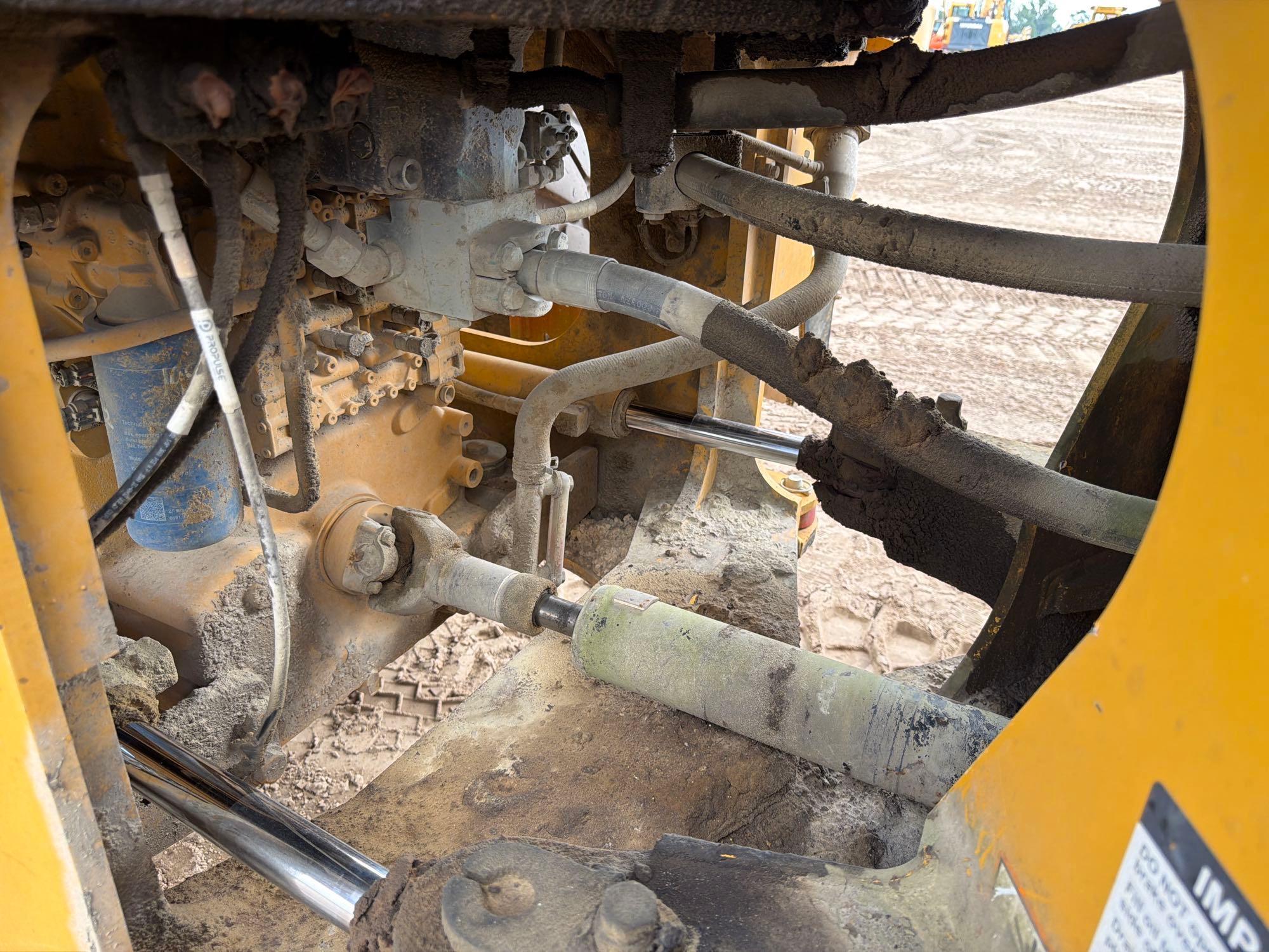 2019 John Deere 544VS-M