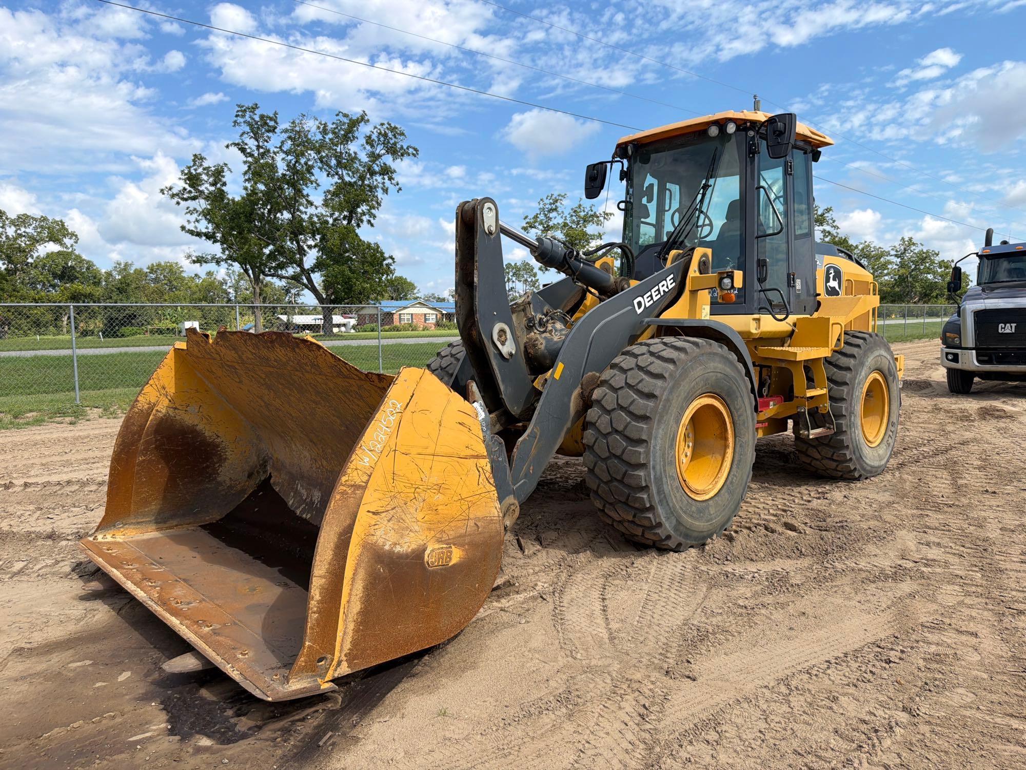 2019 John Deere 544VS-M