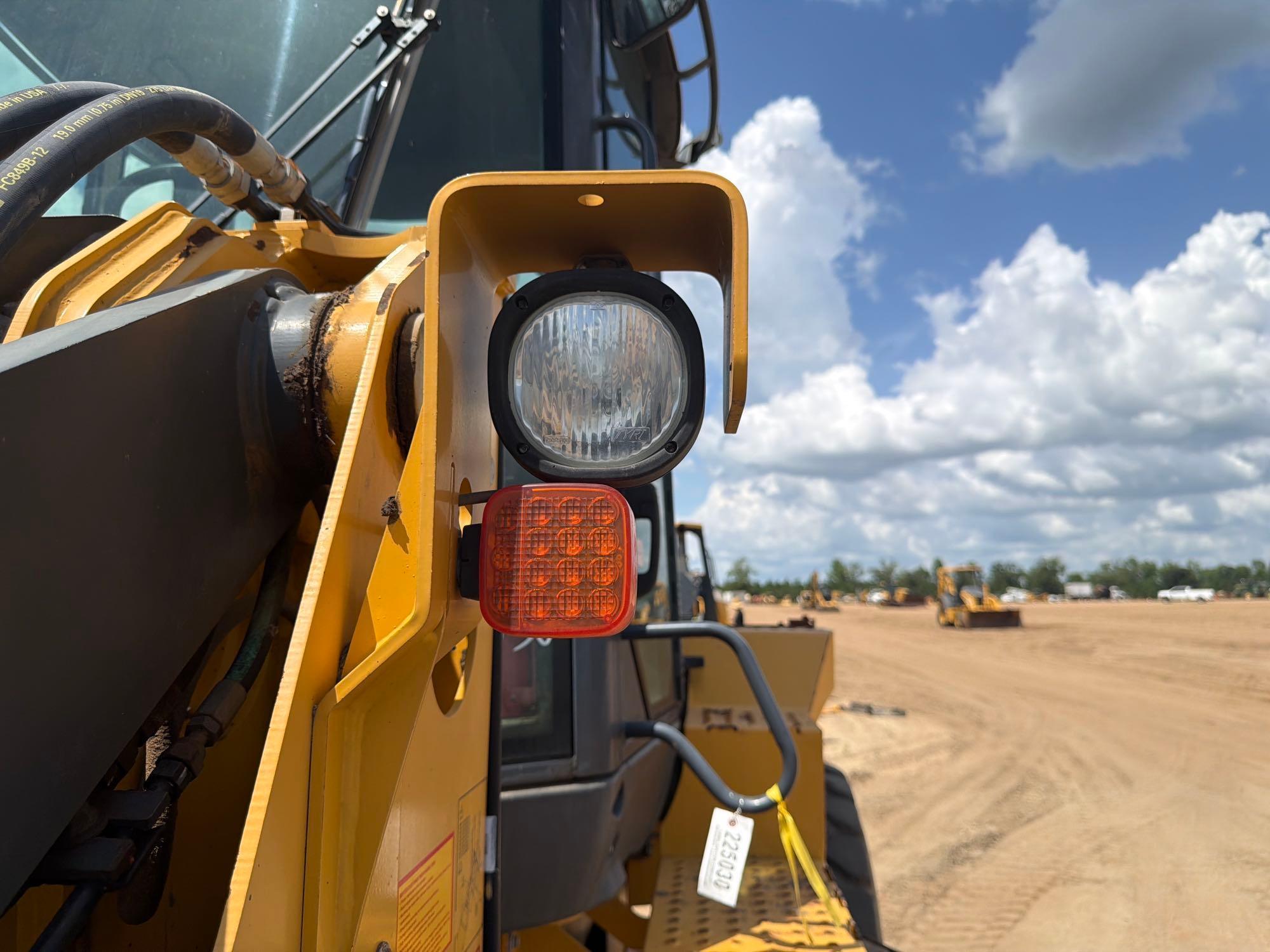 2015 John Deere 544K