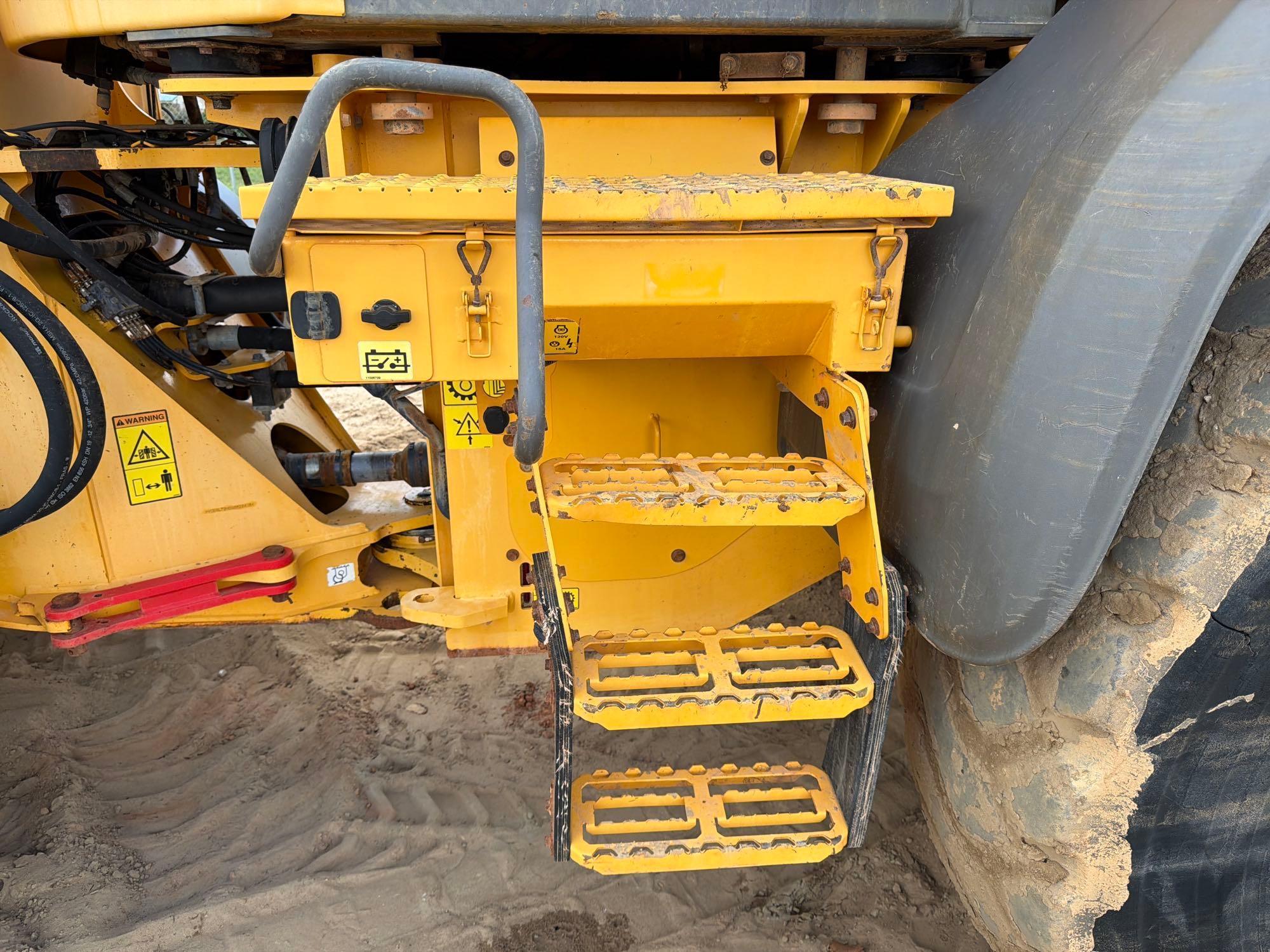 2017 Volvo L70