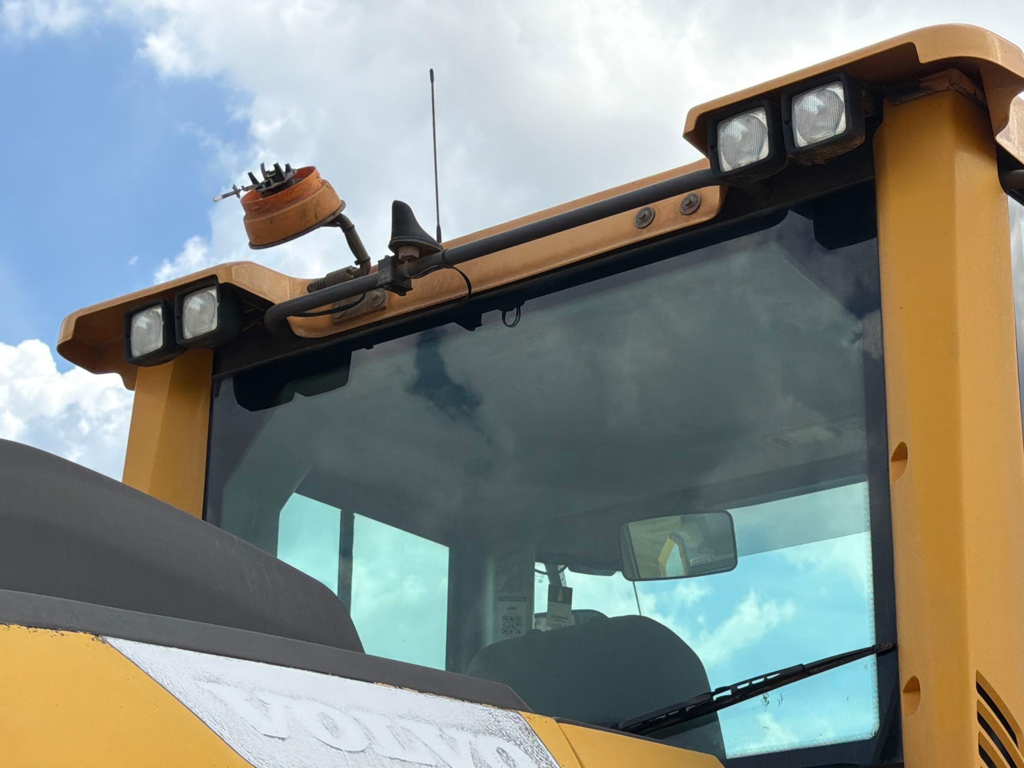 2017 Volvo L70