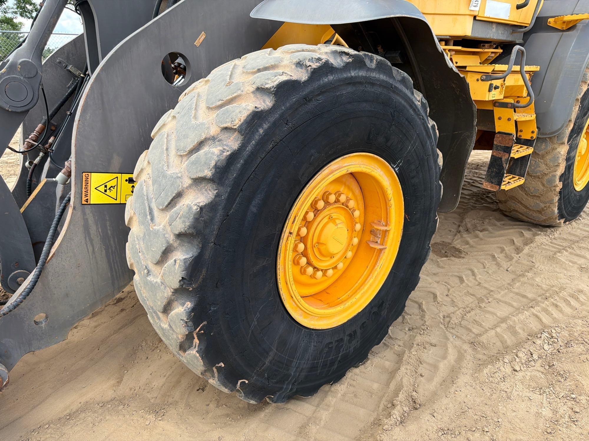 2017 Volvo L70