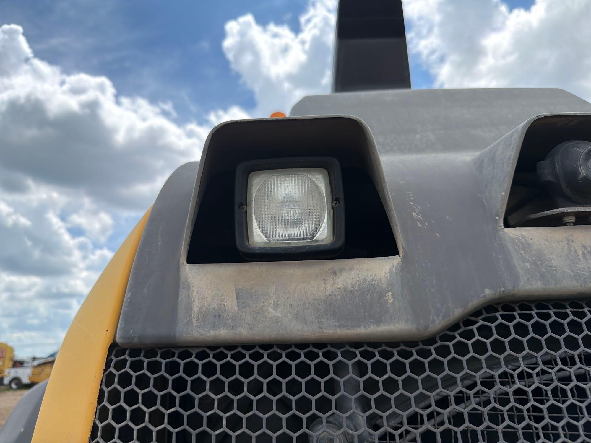 2017 Volvo L70