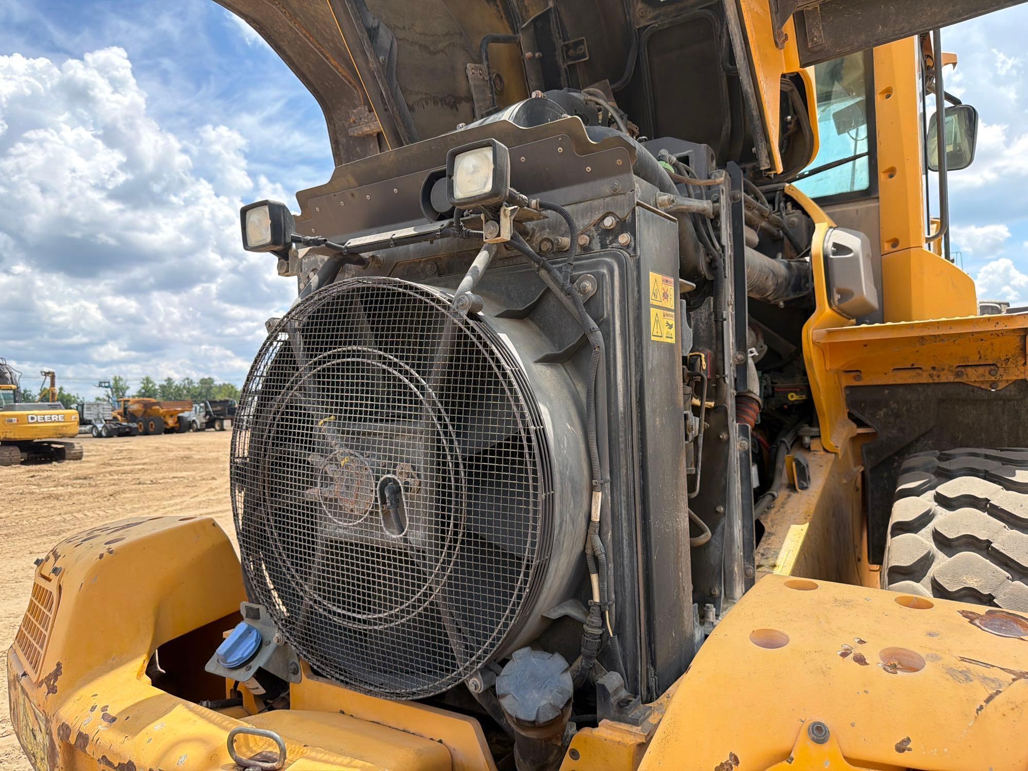2017 Volvo L70
