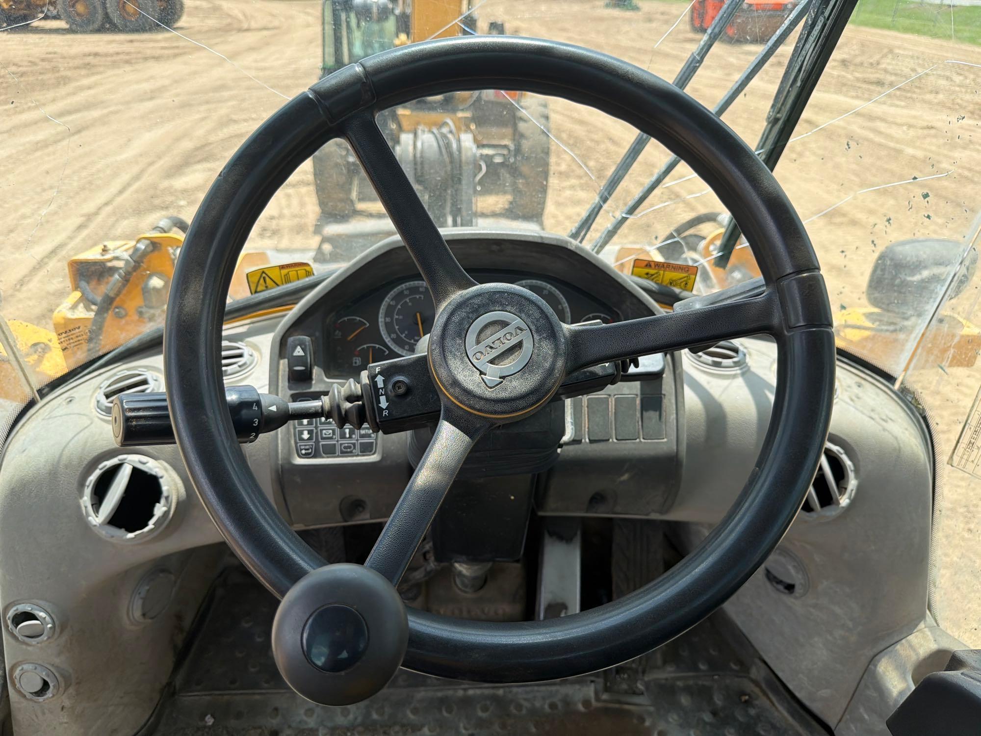 2017 Volvo L70