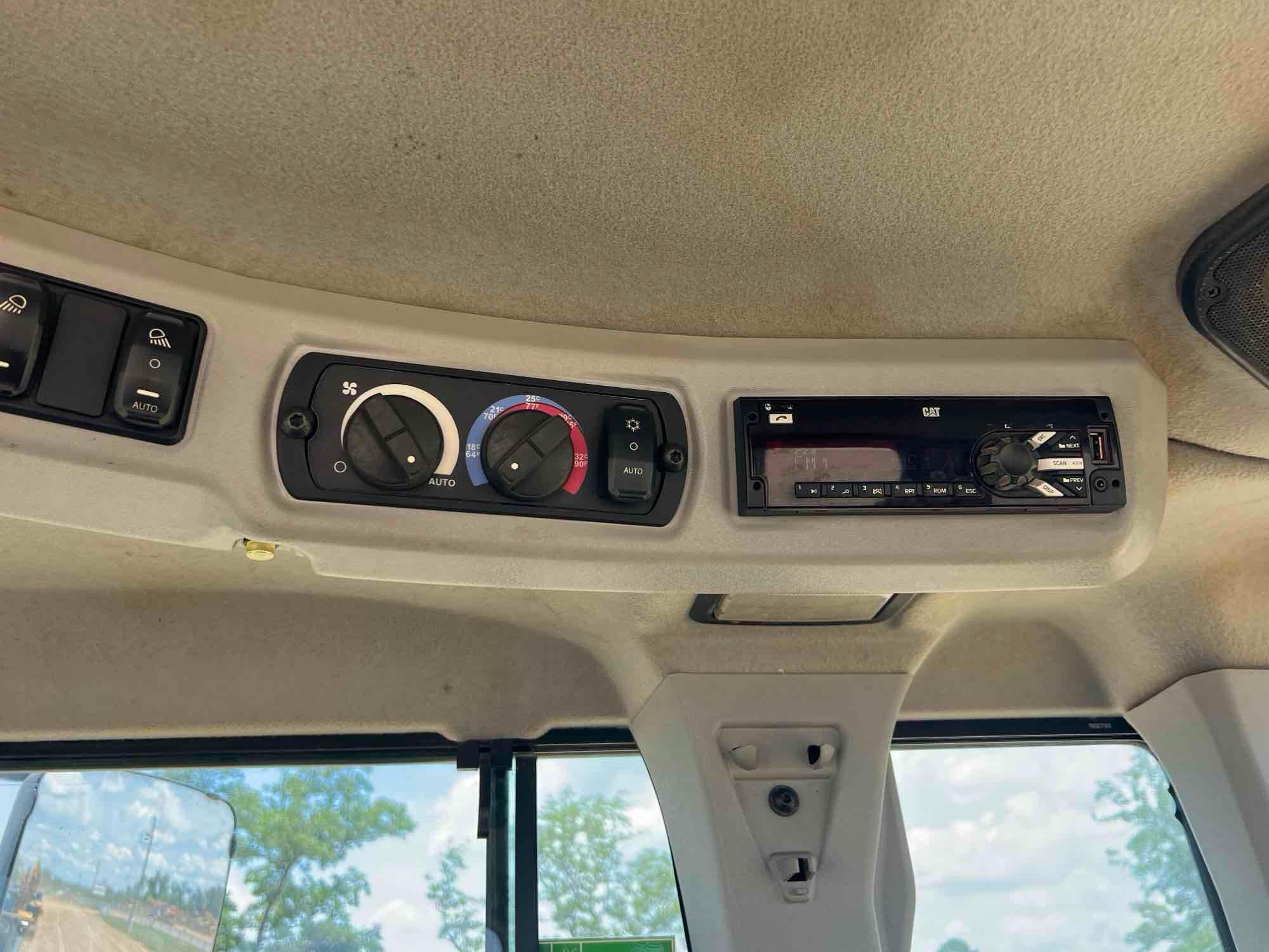 2016 Caterpillar 926M