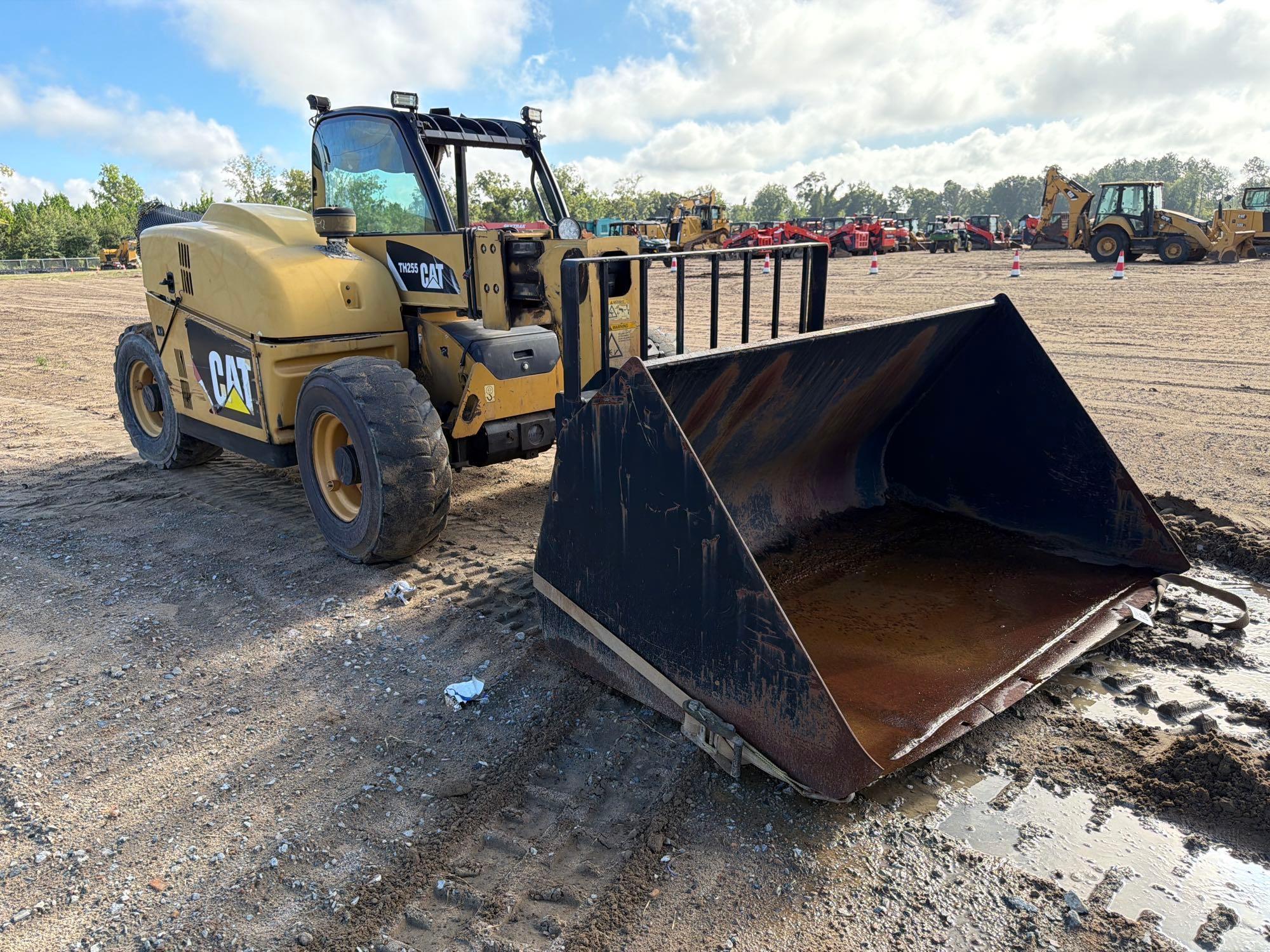 2008 Caterpillar TH255