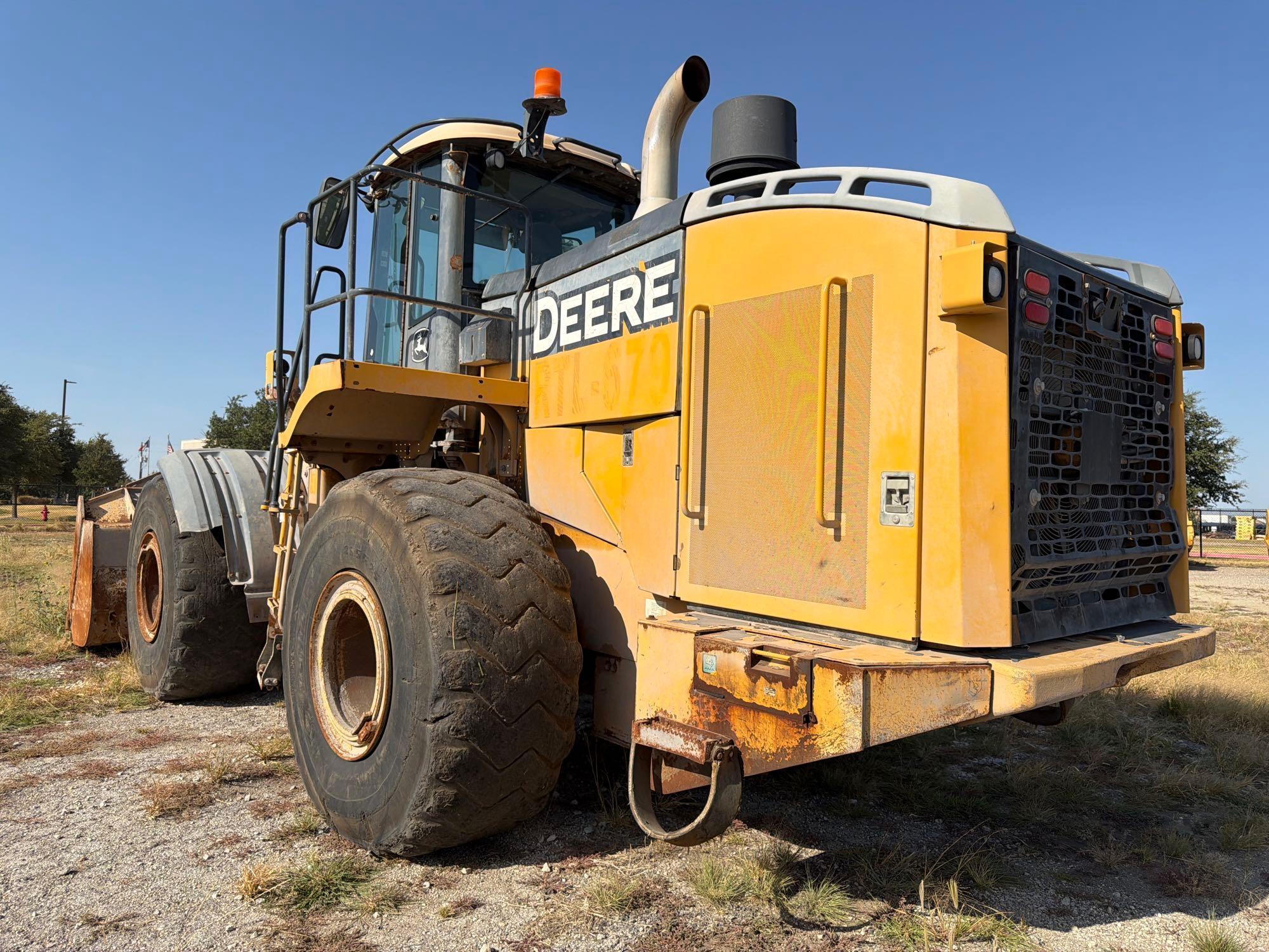 2016 John Deere 824K