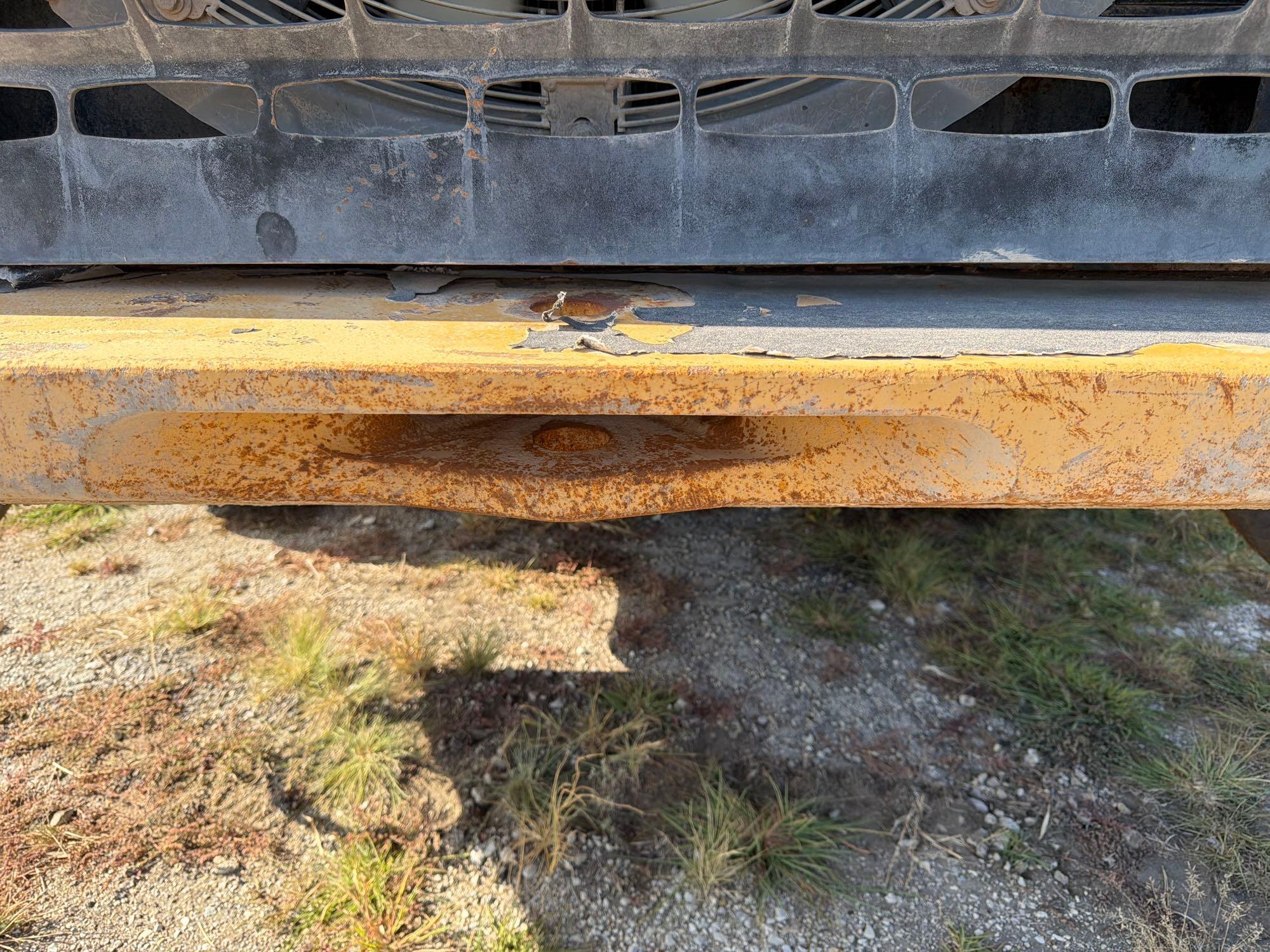 2016 John Deere 824K