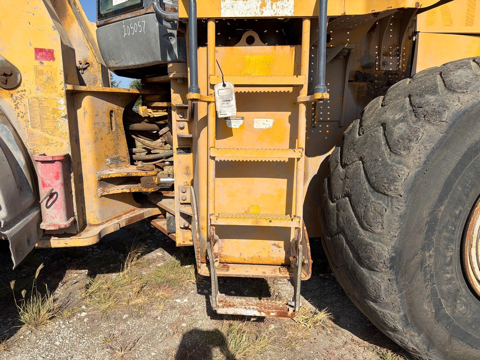 2016 John Deere 824K
