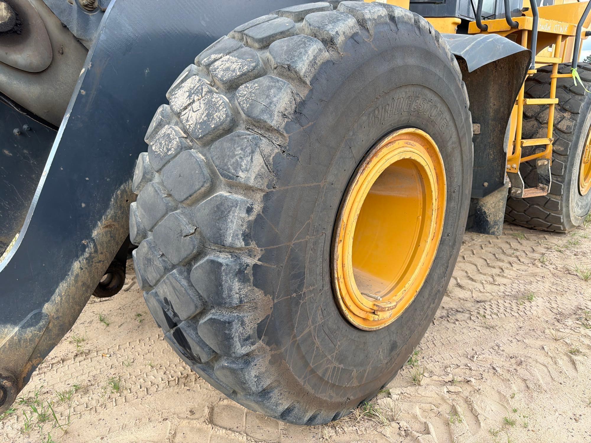 2021 John Deere 724