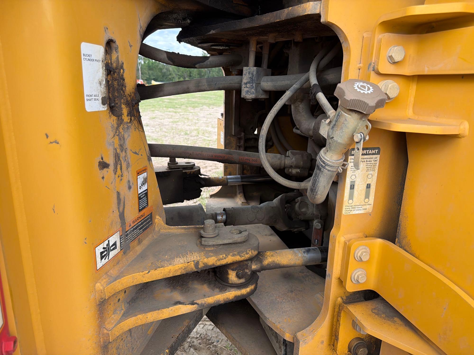 2021 John Deere 724