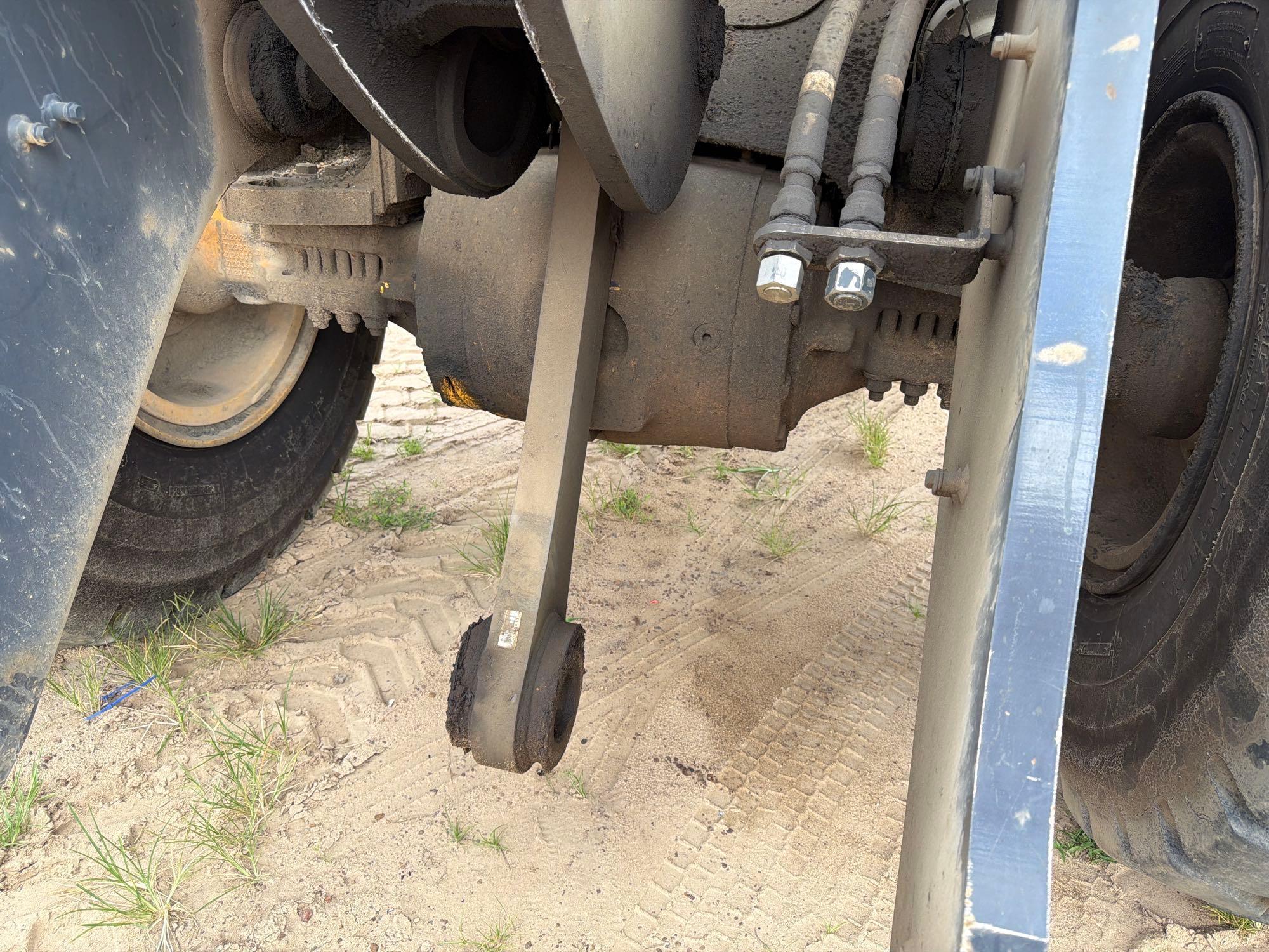 2021 John Deere 724