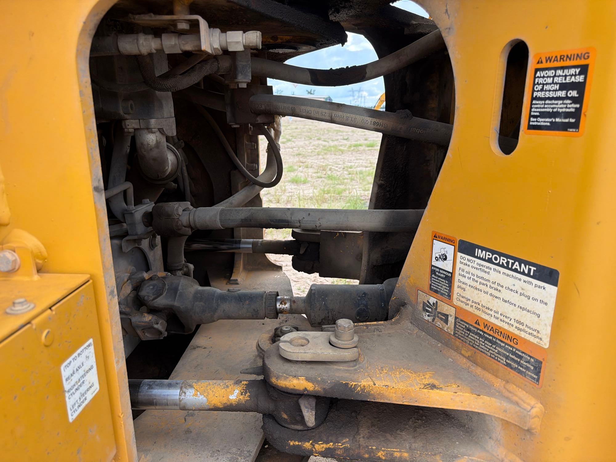 2021 John Deere 724