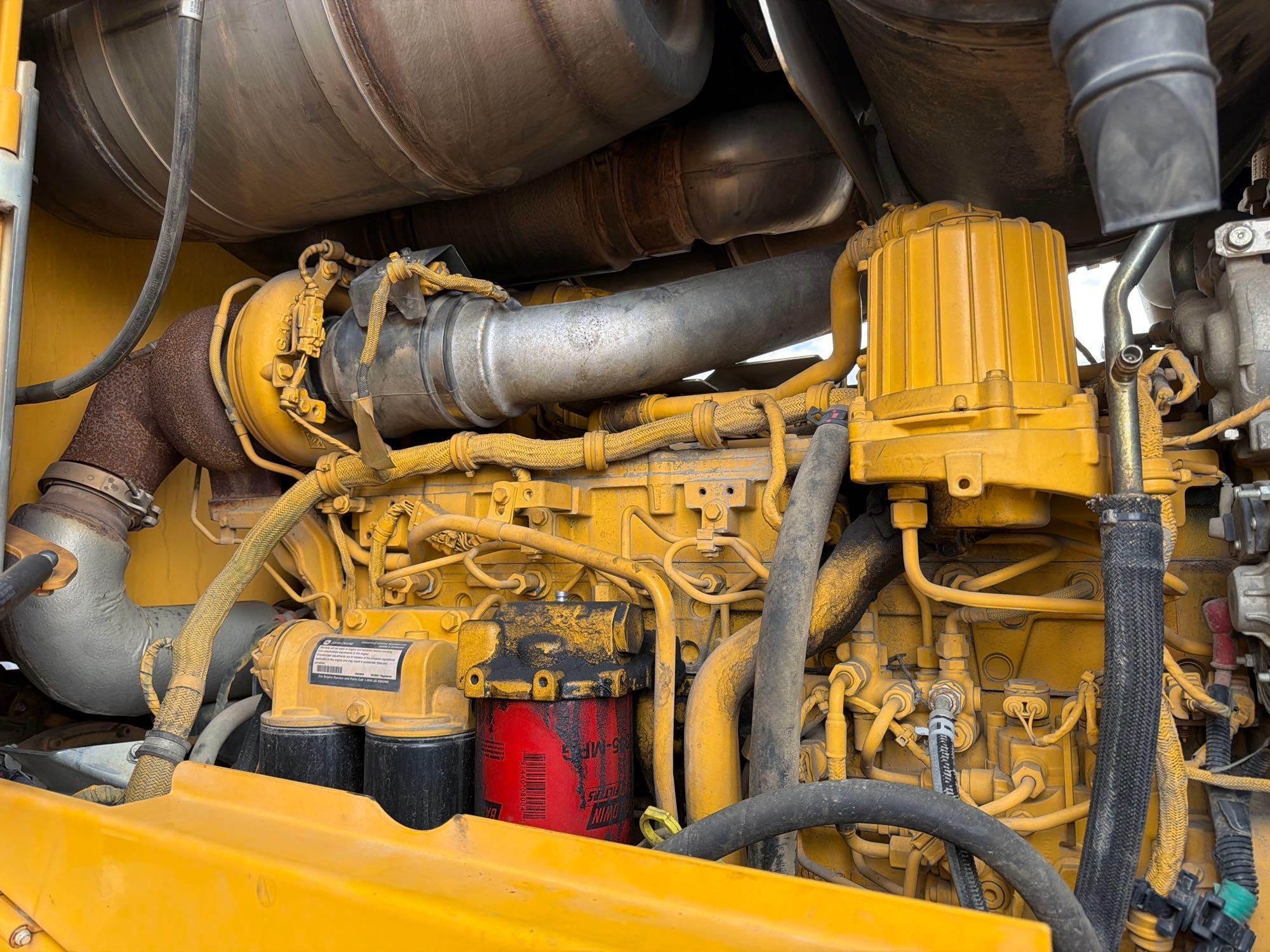 2021 John Deere 724