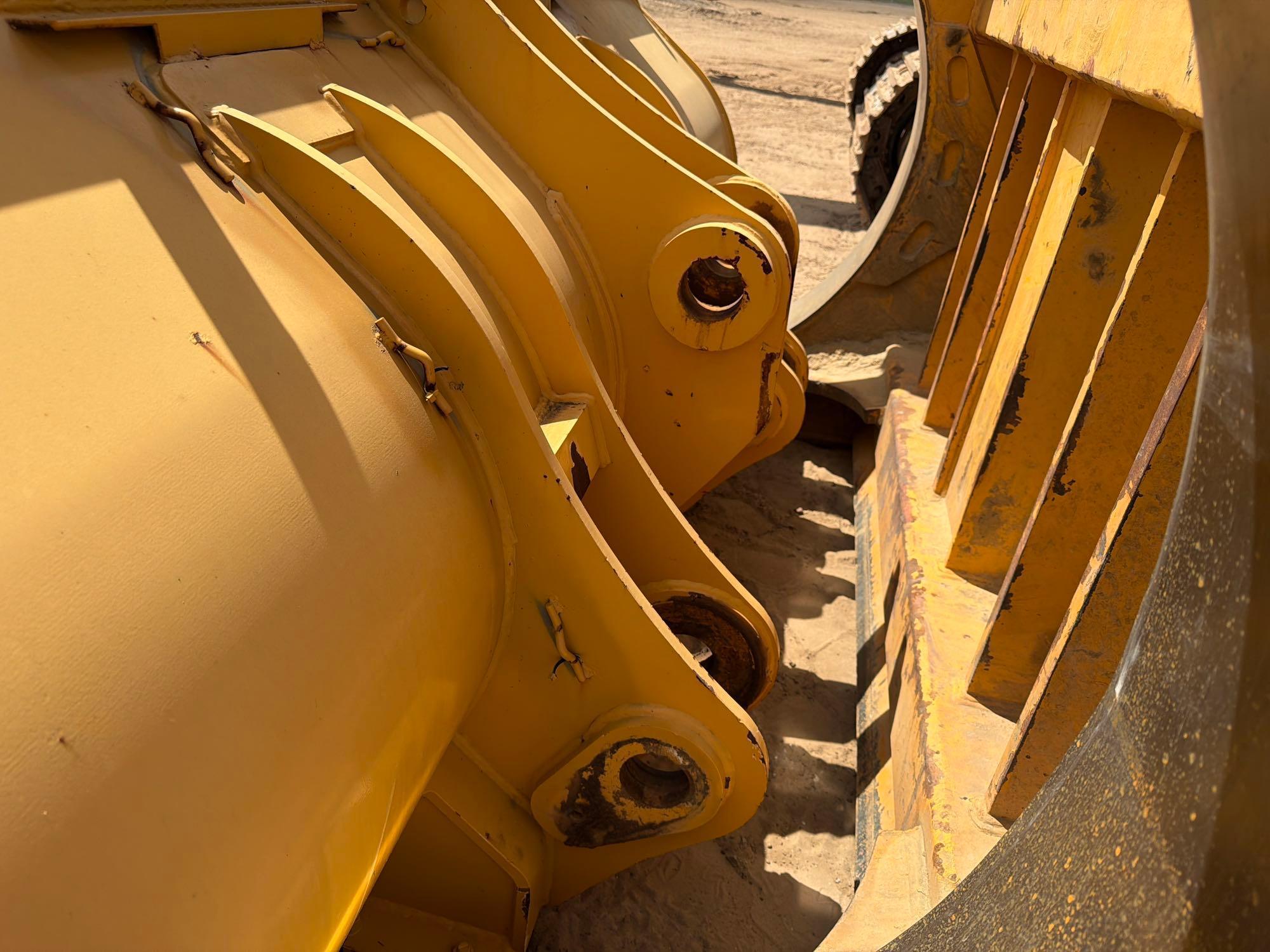 2021 John Deere 724