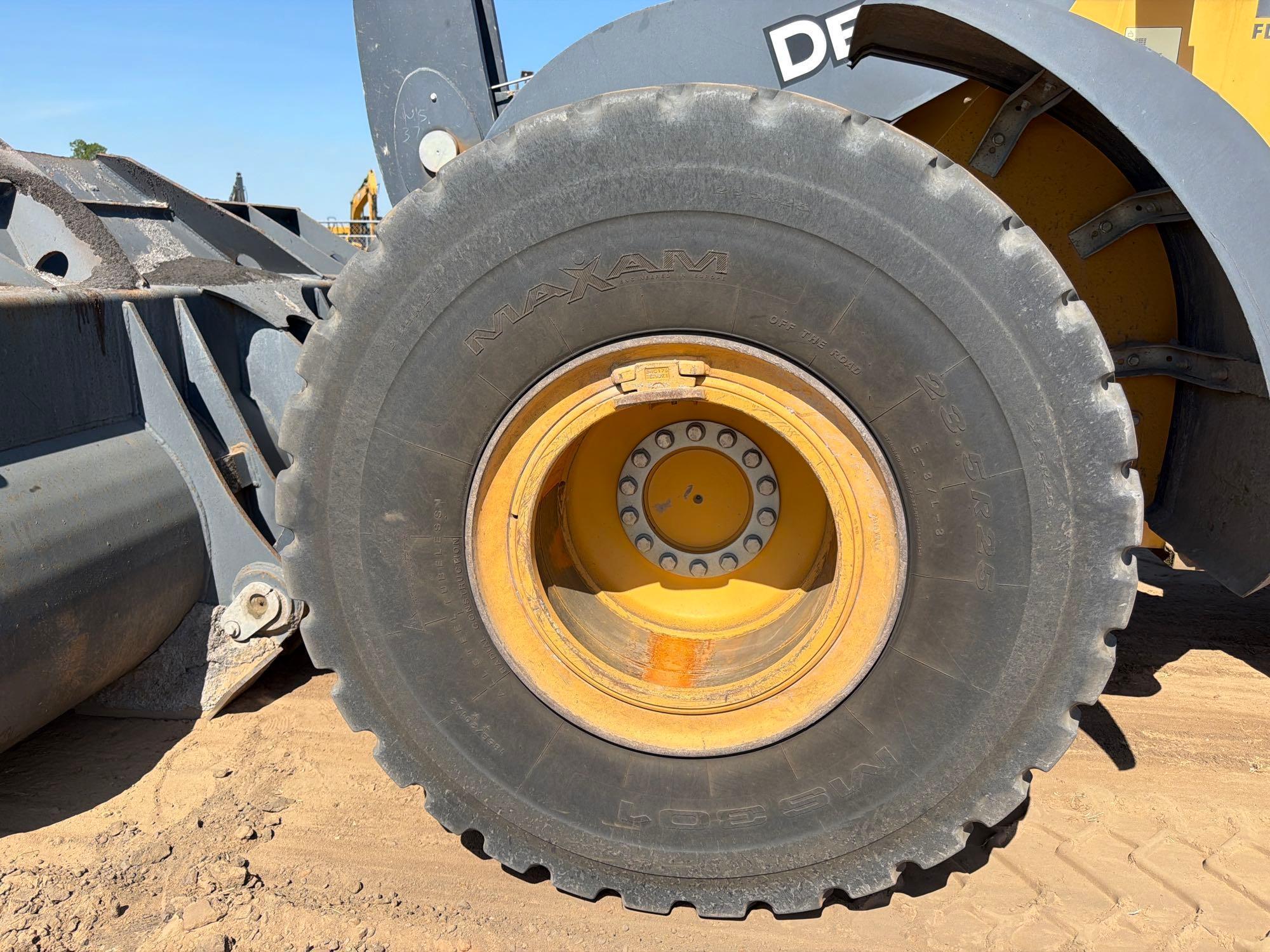 2022 John Deere 2644