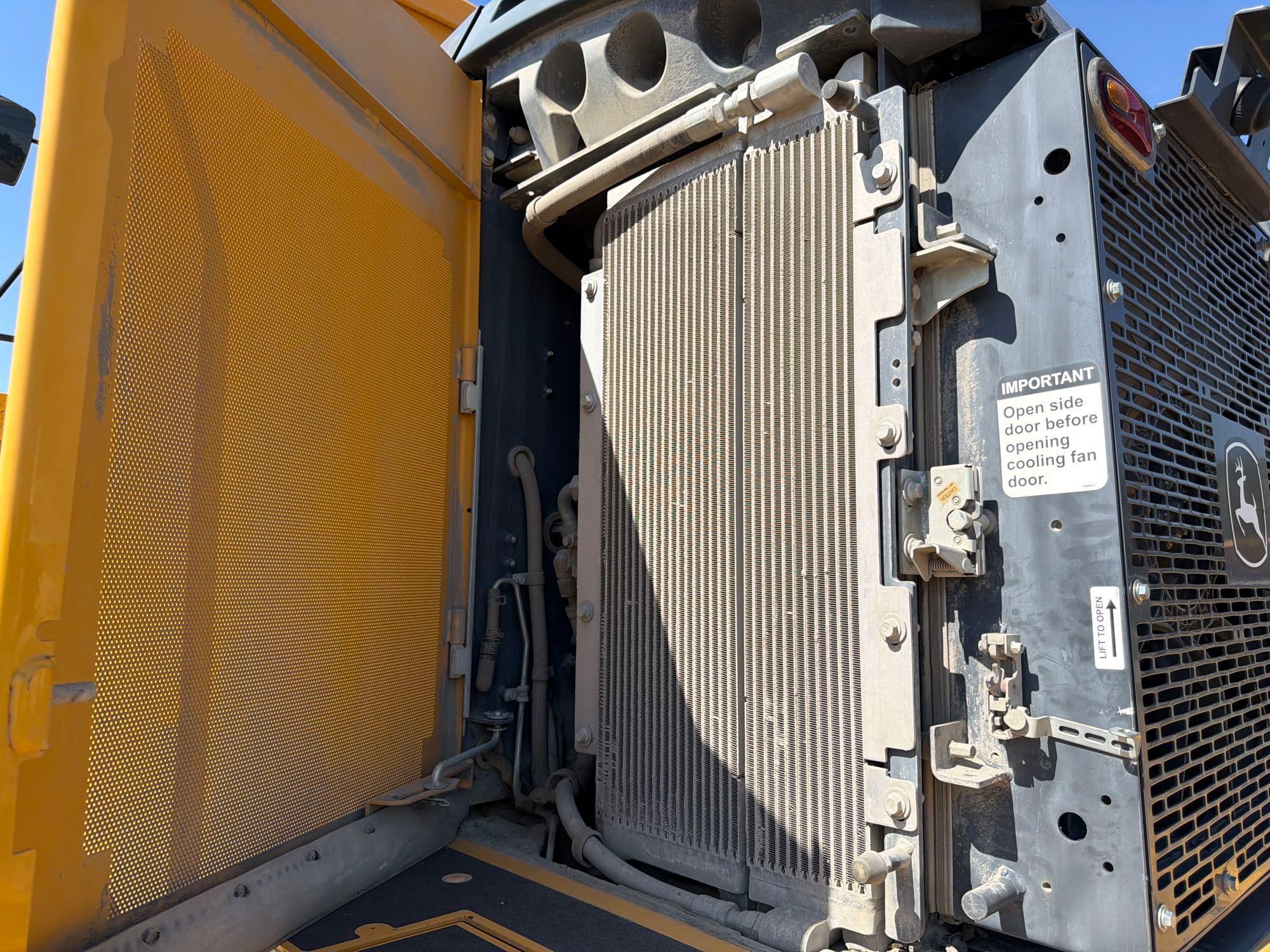 2022 John Deere 2644
