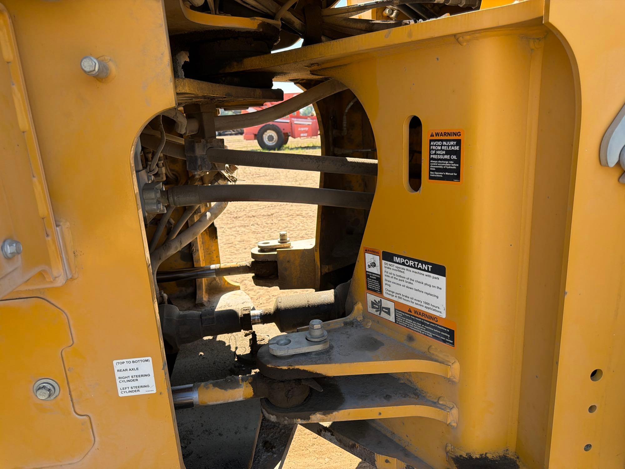 2022 John Deere 2644