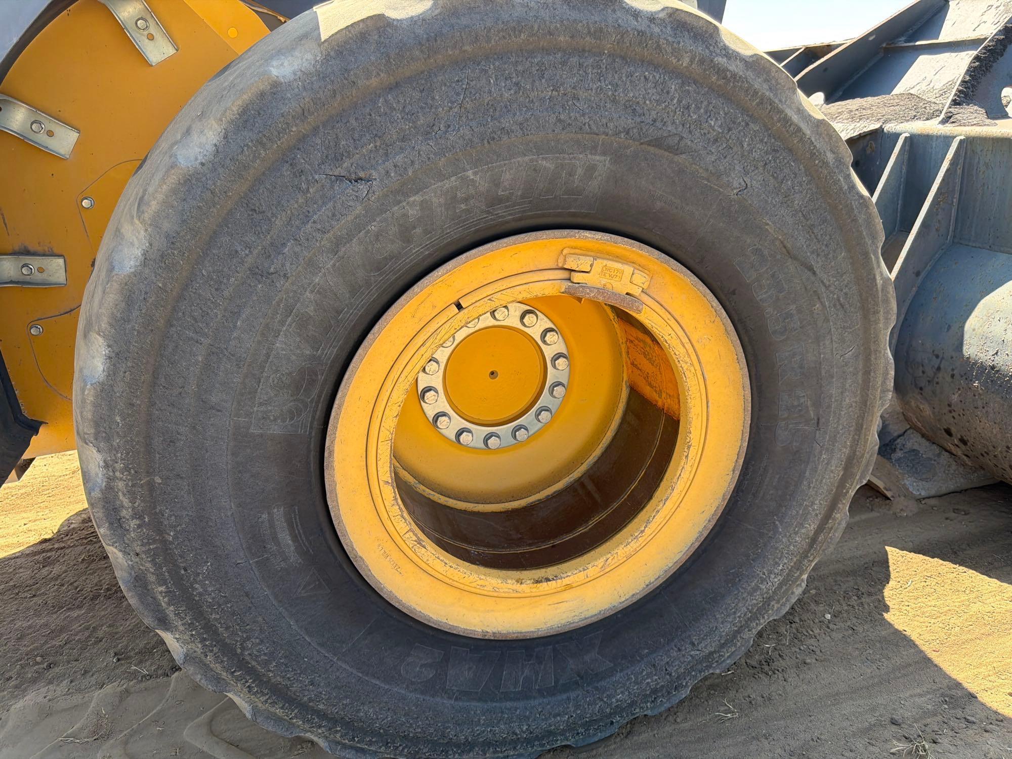 2022 John Deere 2644