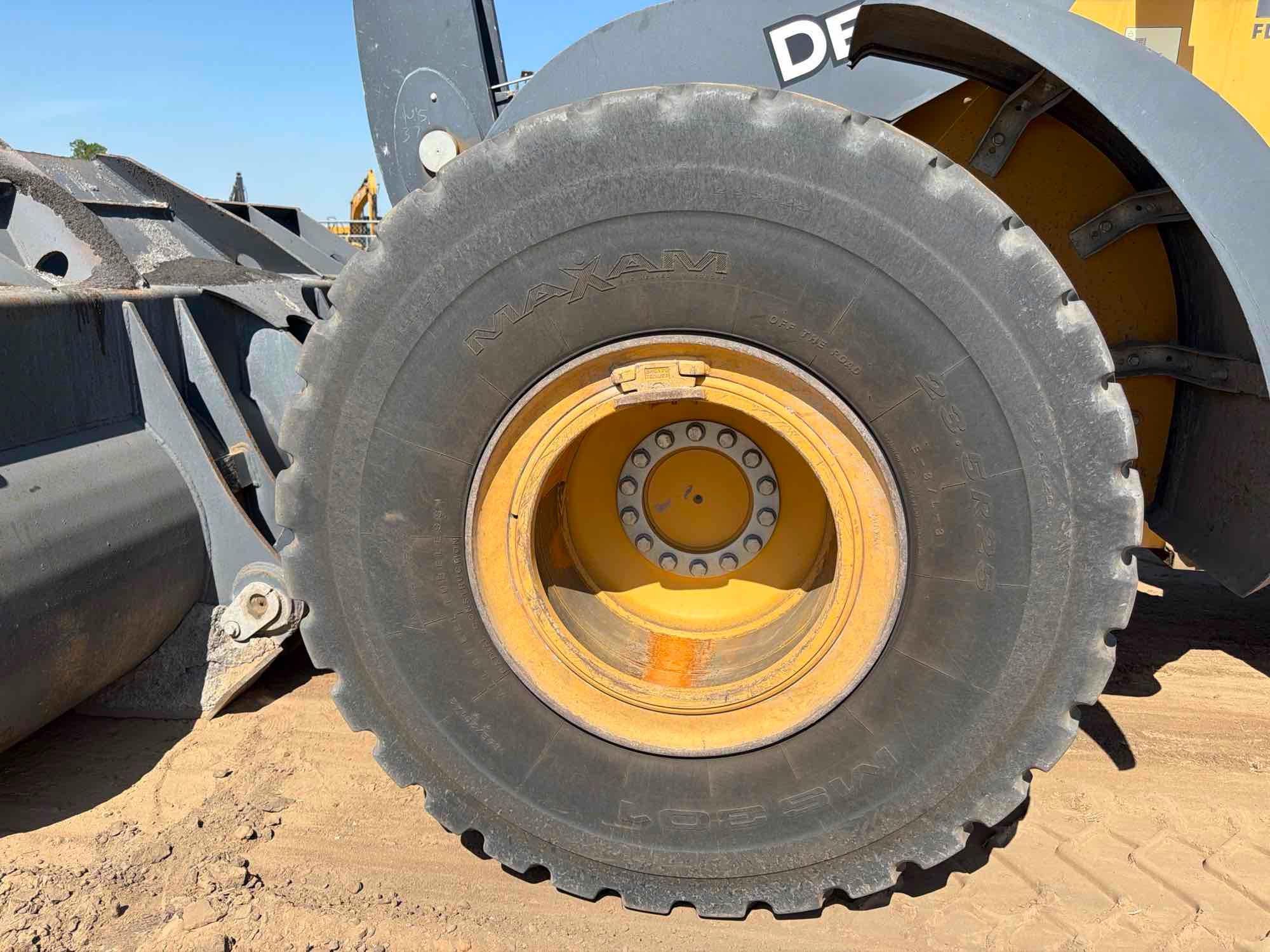 2022 John Deere 2644