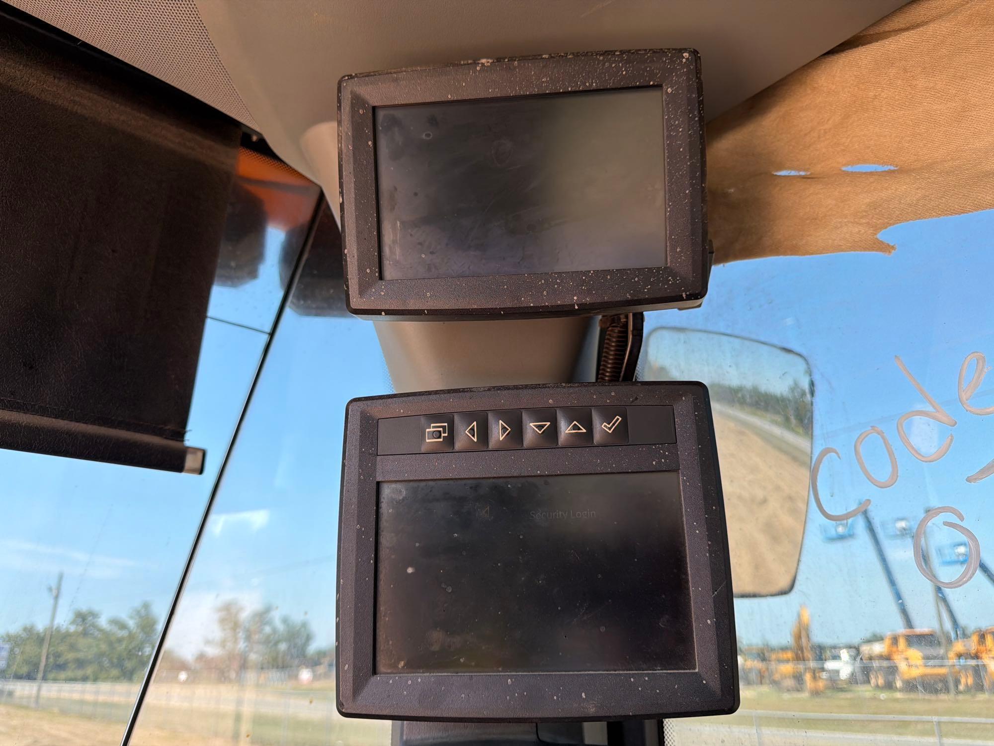 2022 John Deere 2644