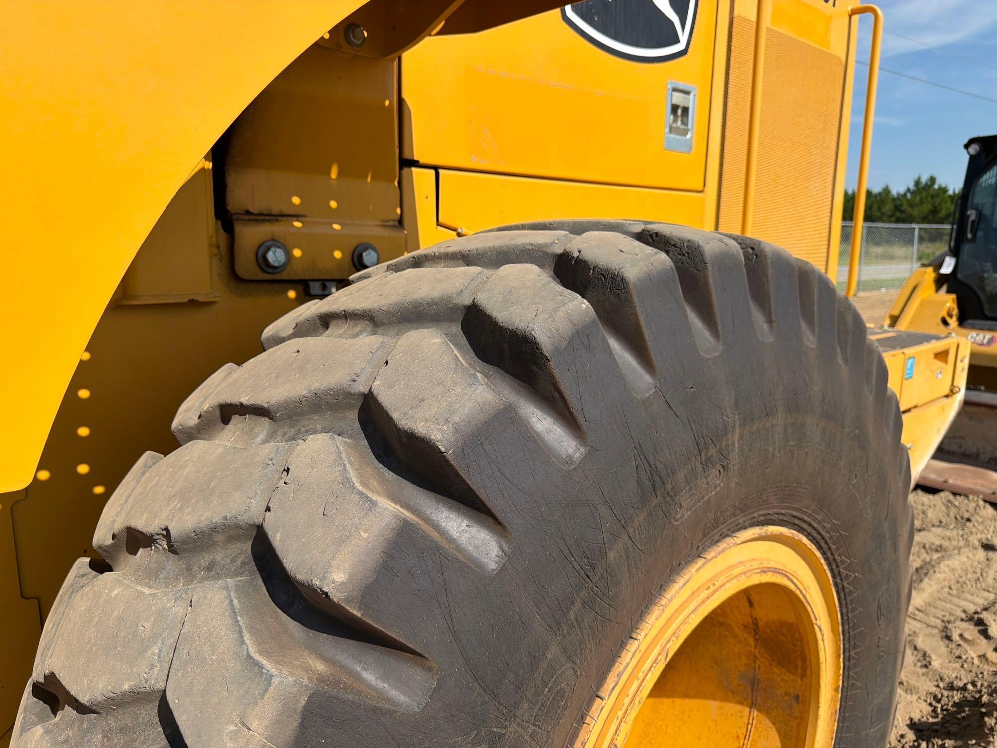 2020 John Deere 624