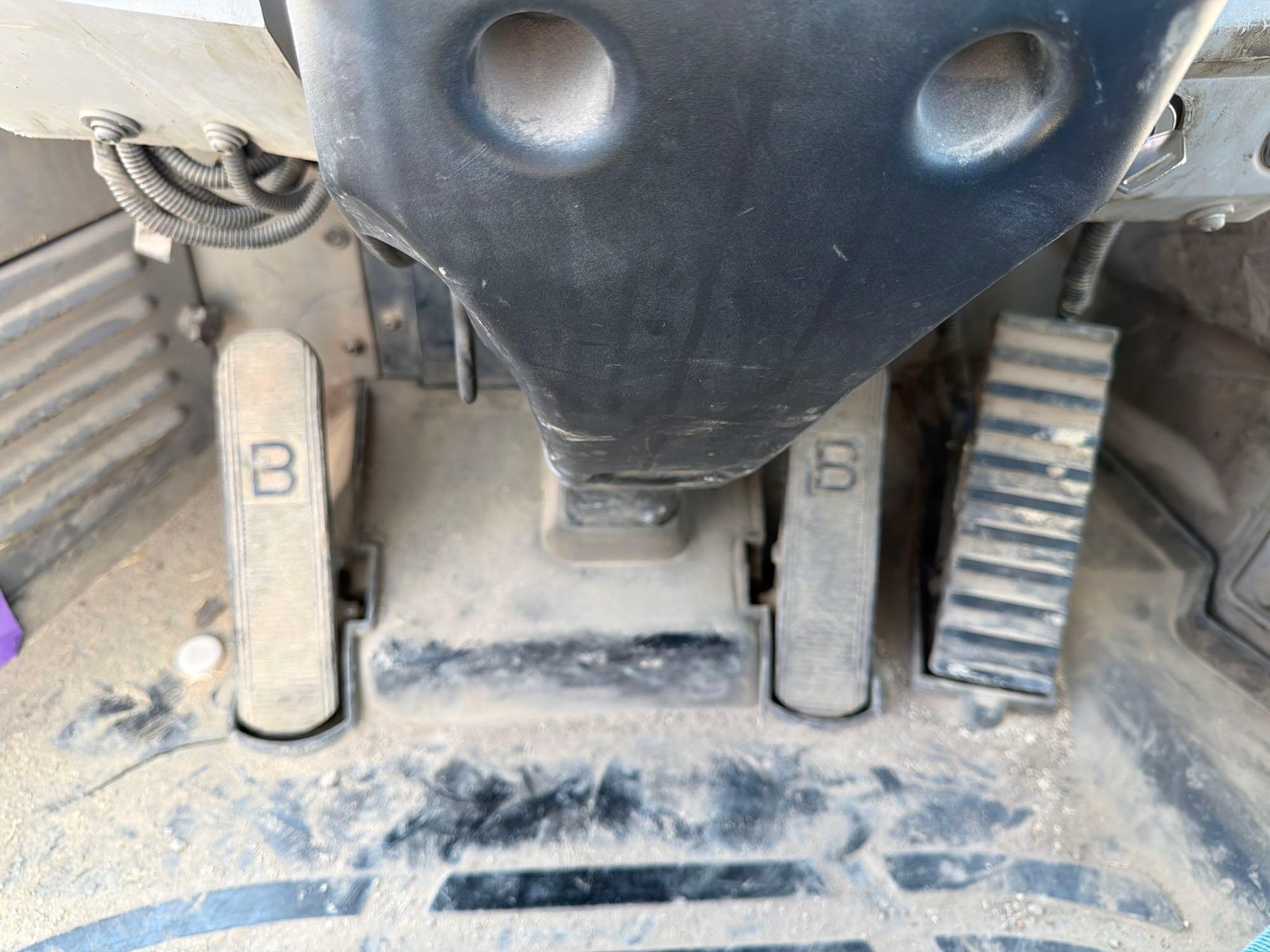 Komatsu WA320-7