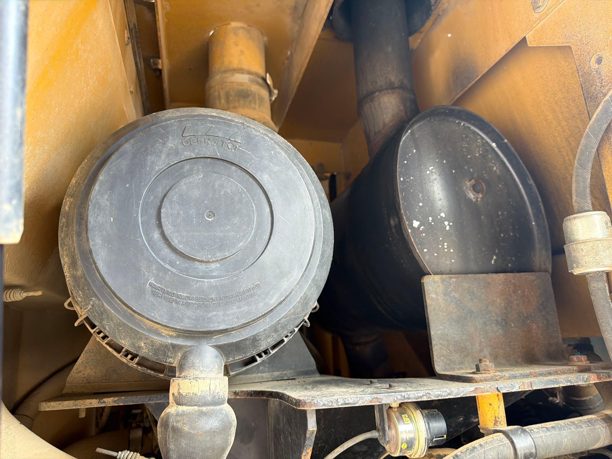 Caterpillar 930G