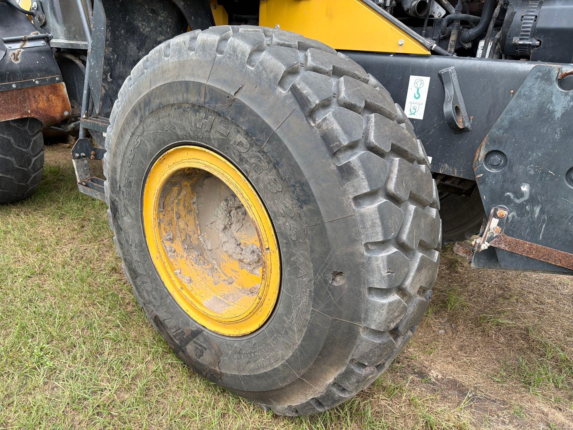 2016 Komatsu 320