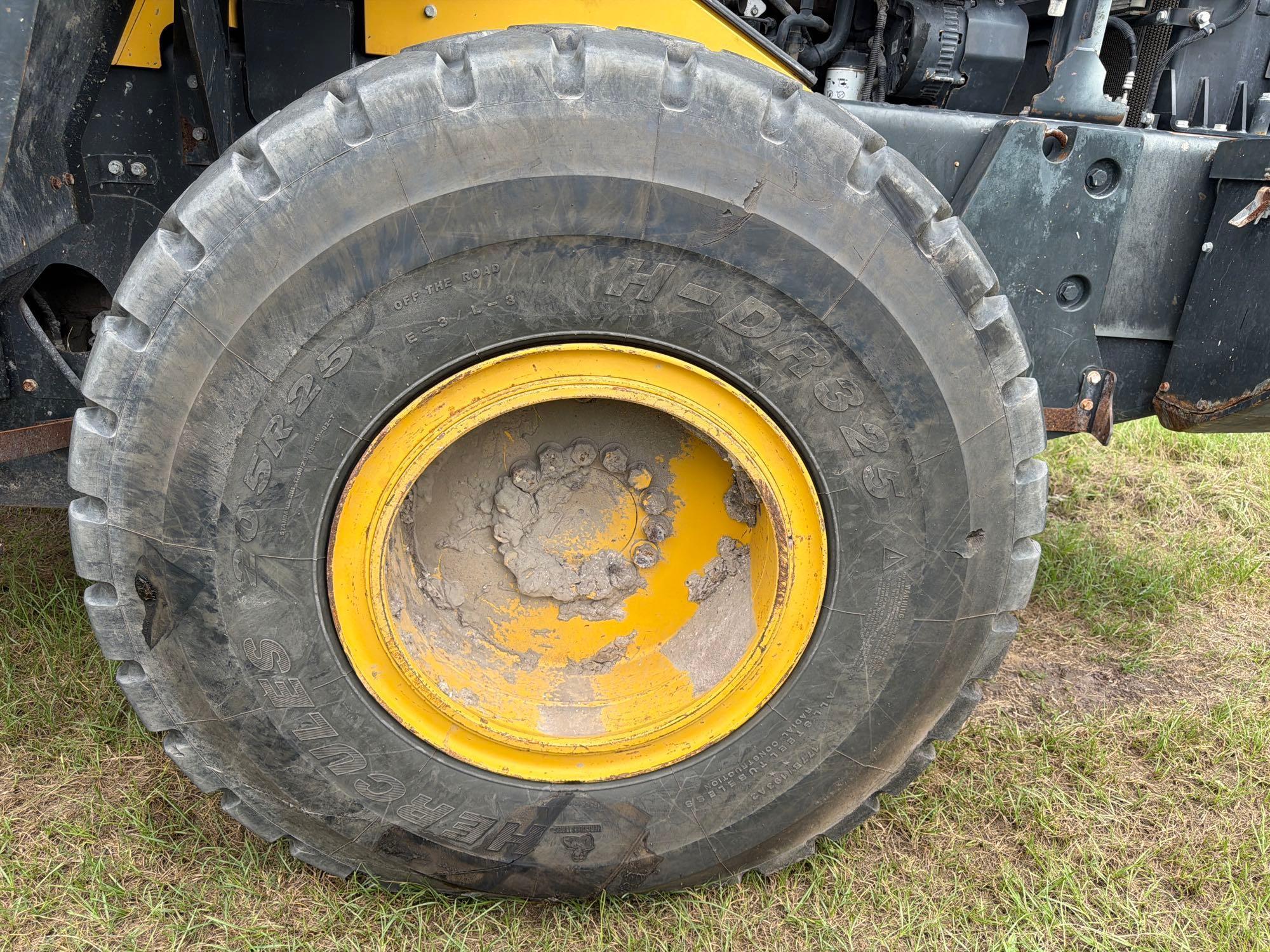 2016 Komatsu 320