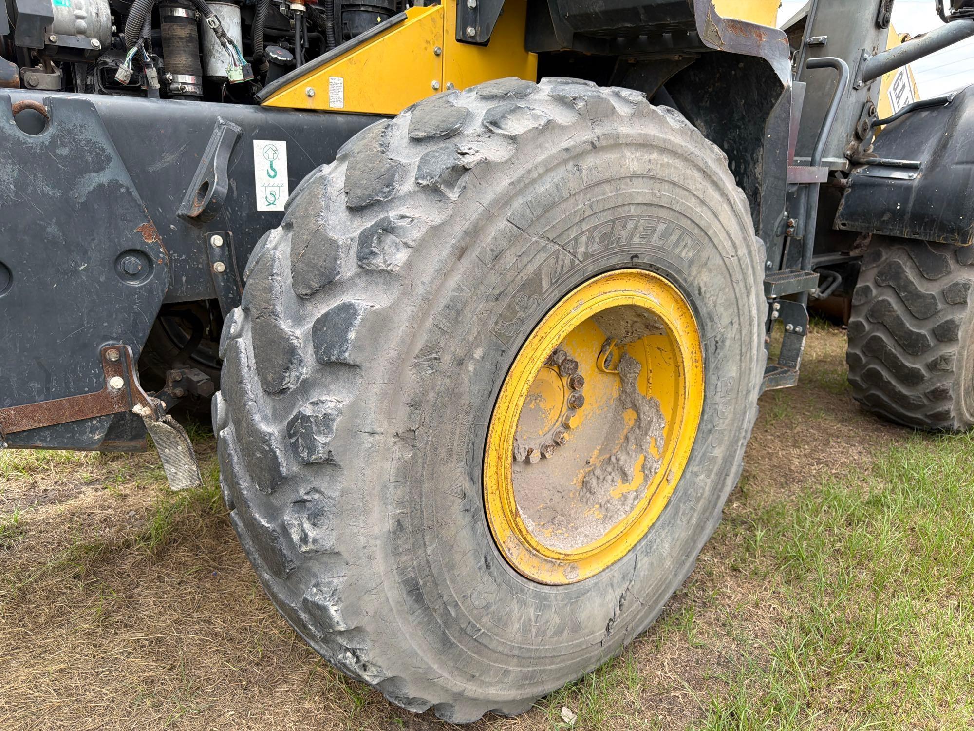 2016 Komatsu 320