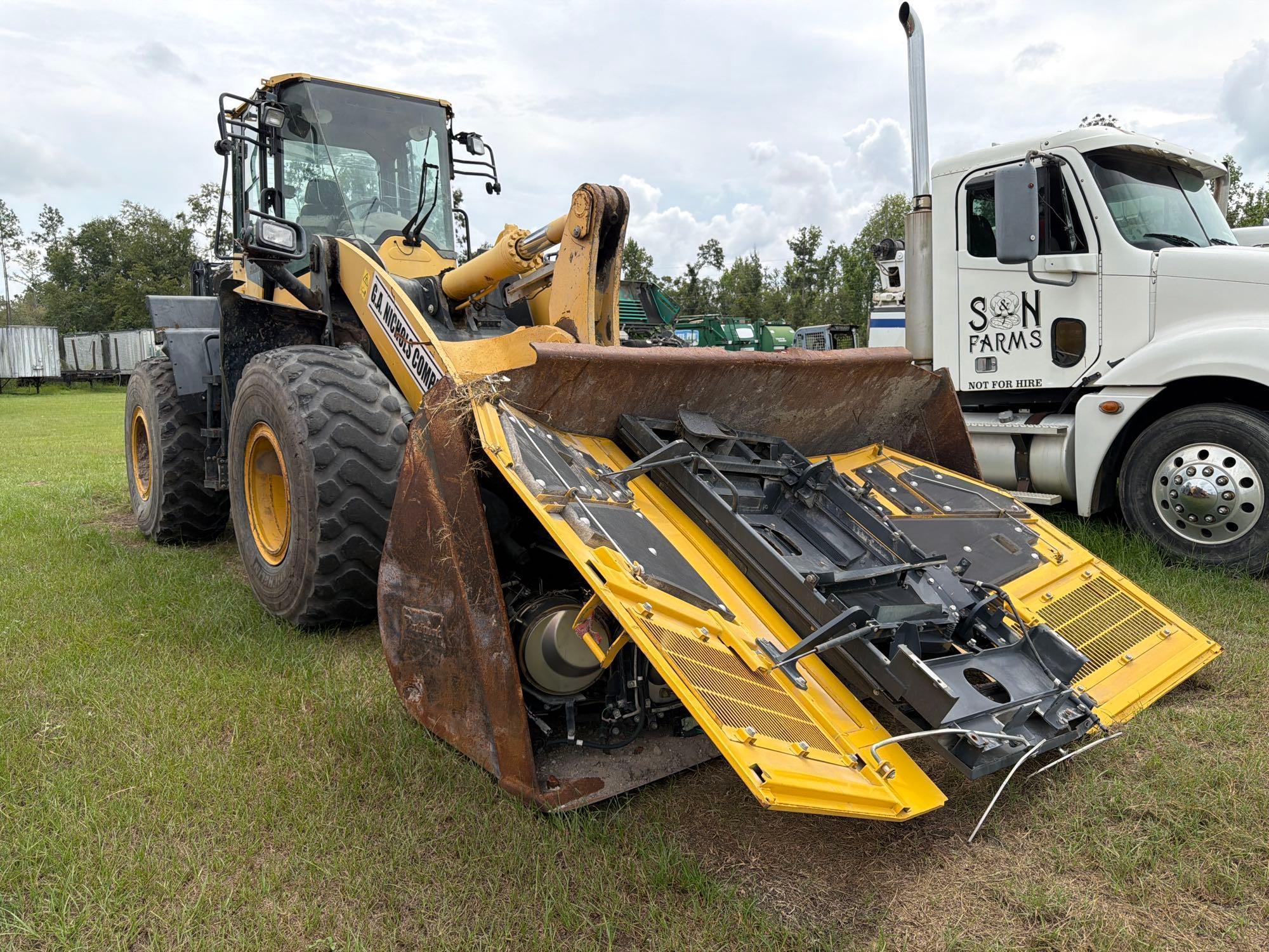 2016 Komatsu 320