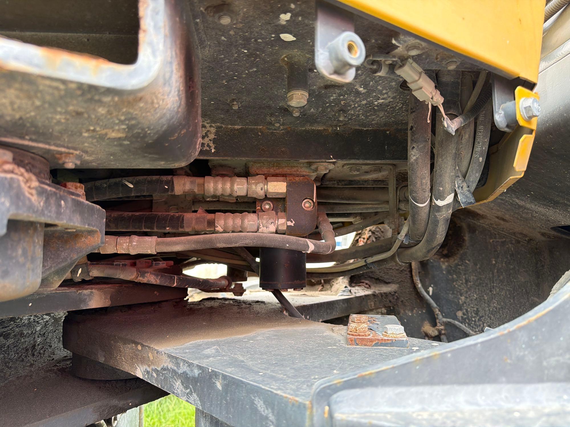 2016 Komatsu 320