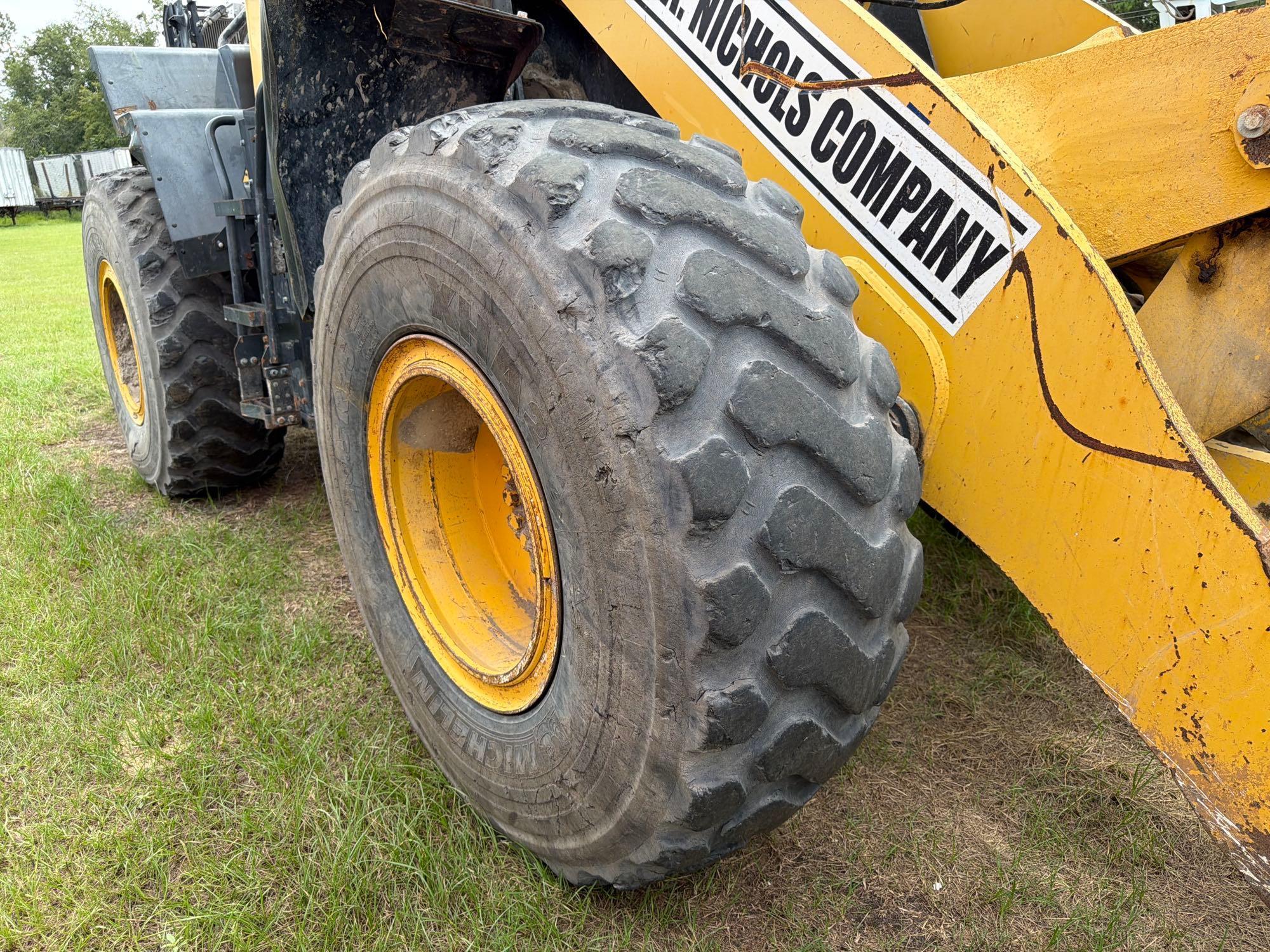 2016 Komatsu 320