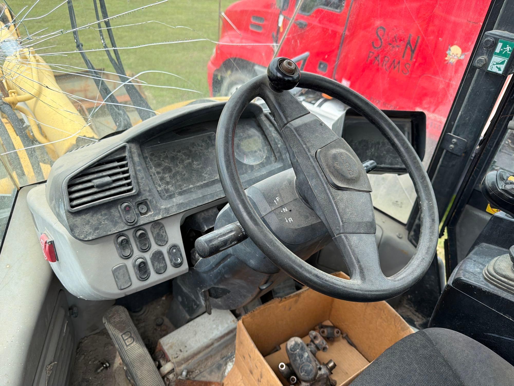2016 Komatsu 320