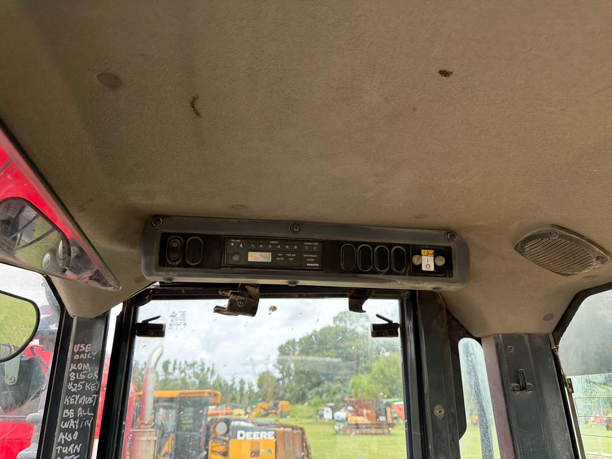 2016 Komatsu 320