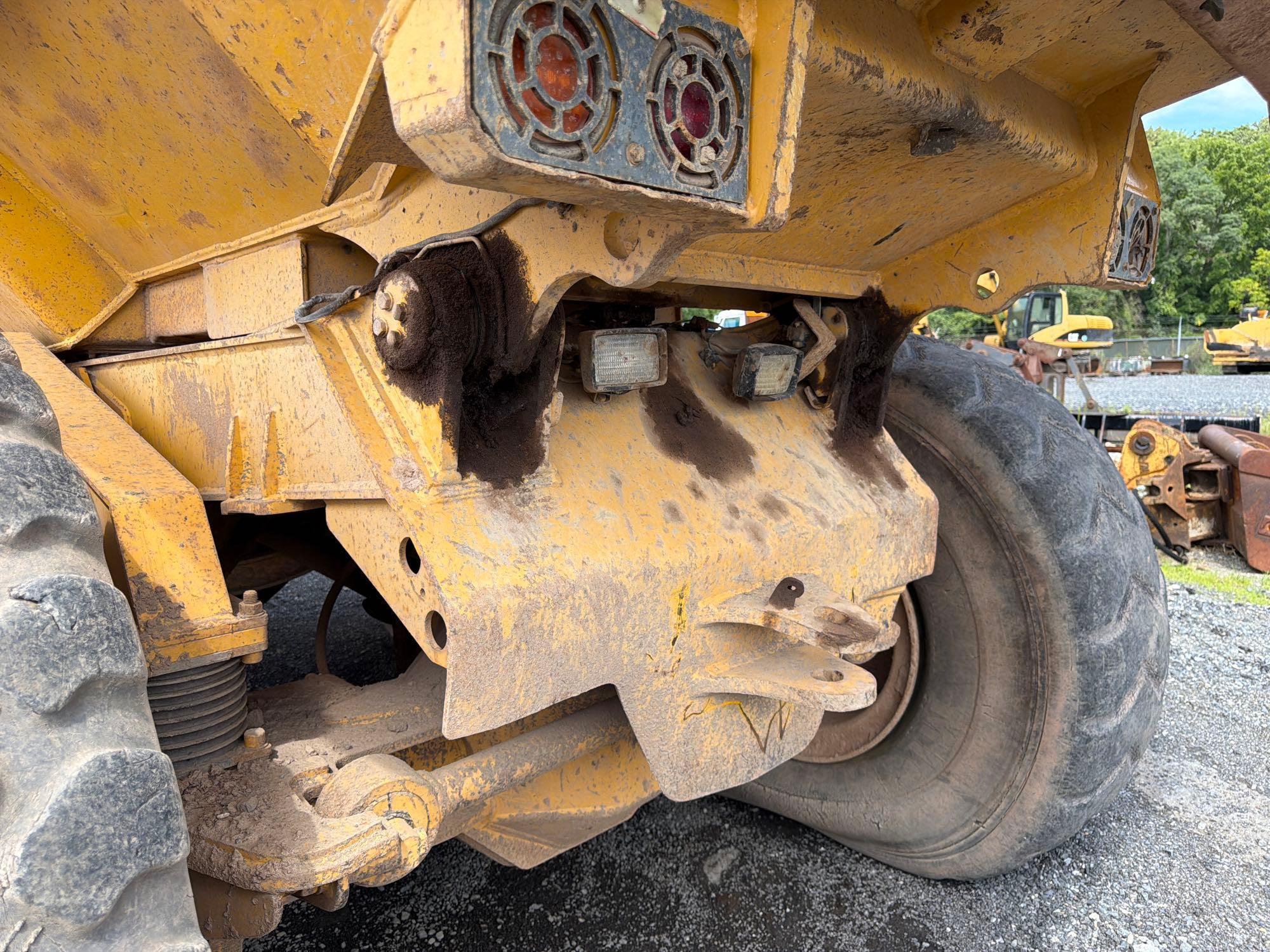 2004 John Deere 350D